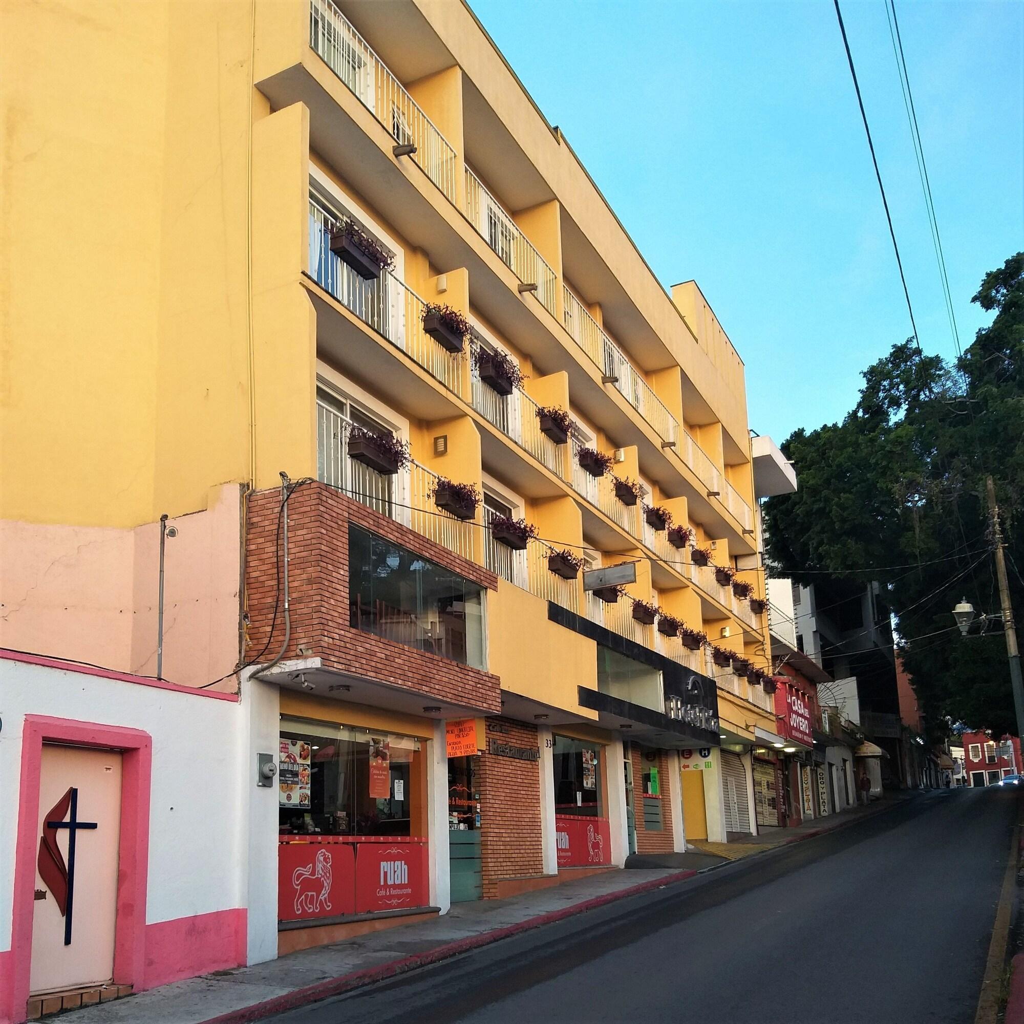 Vista Exterior Hotel Rúah