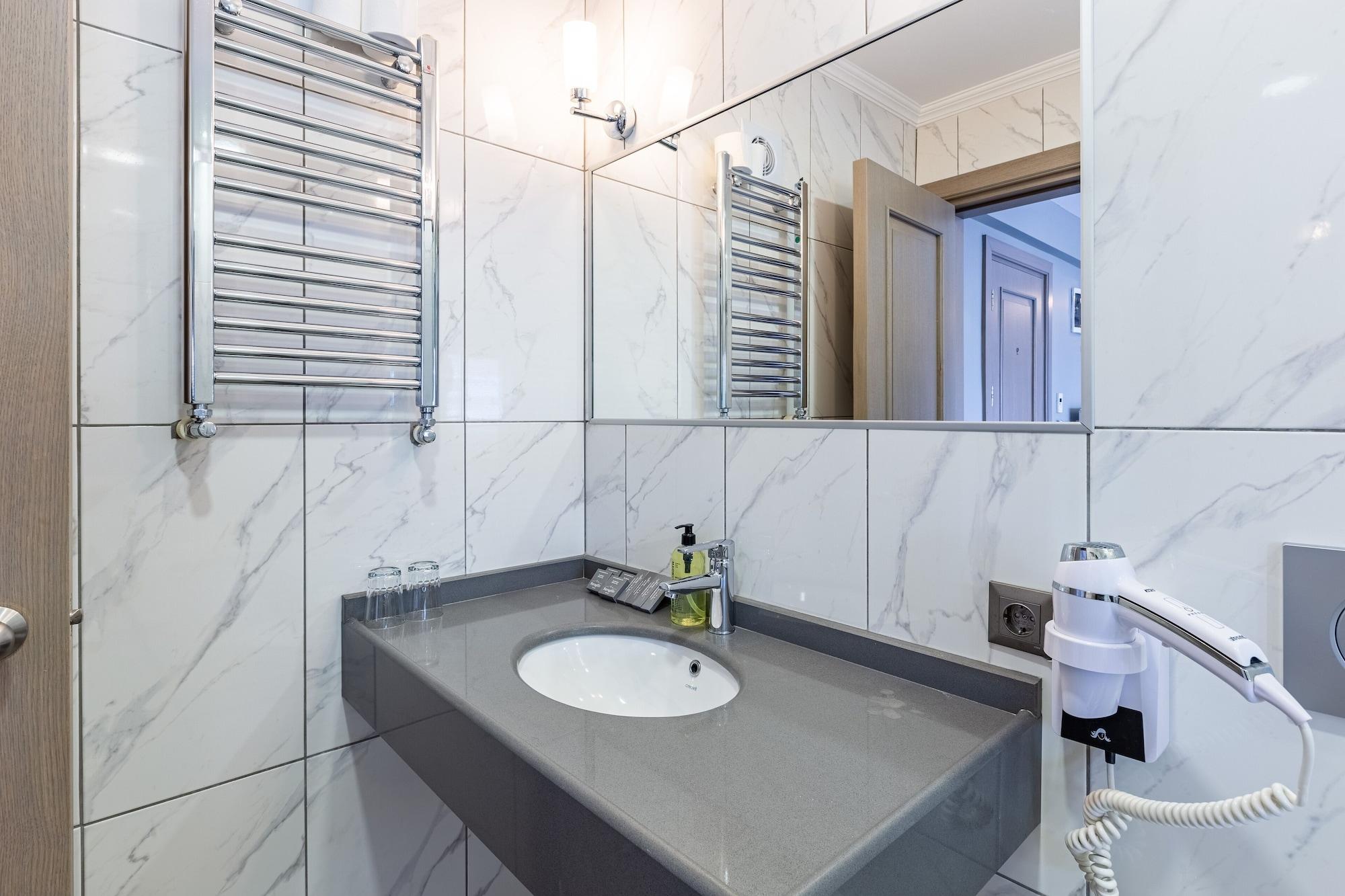 Equipamiento de Habitación Seraglio Hotel & Suites