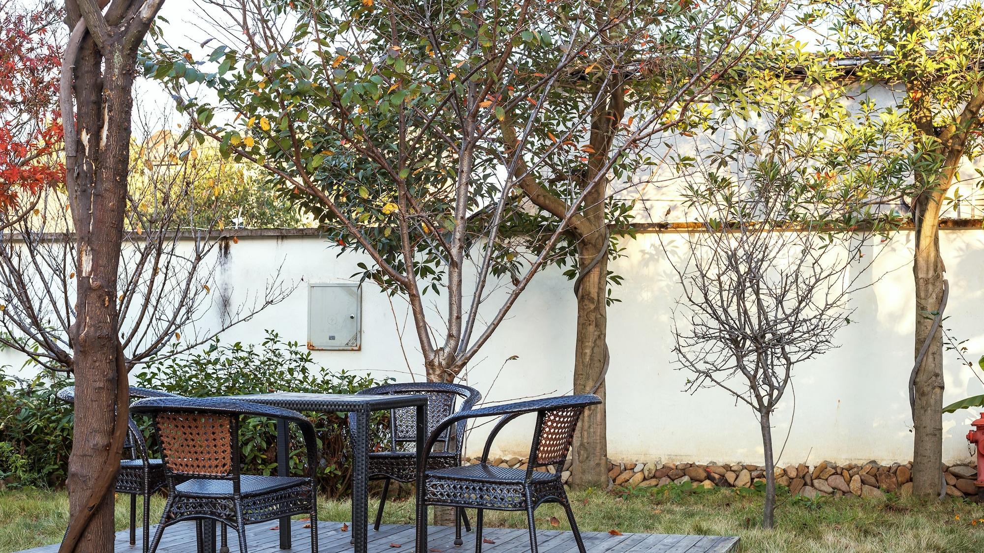 Comodidades del Alojamiento Floral Hotel Songyang Niaoshe