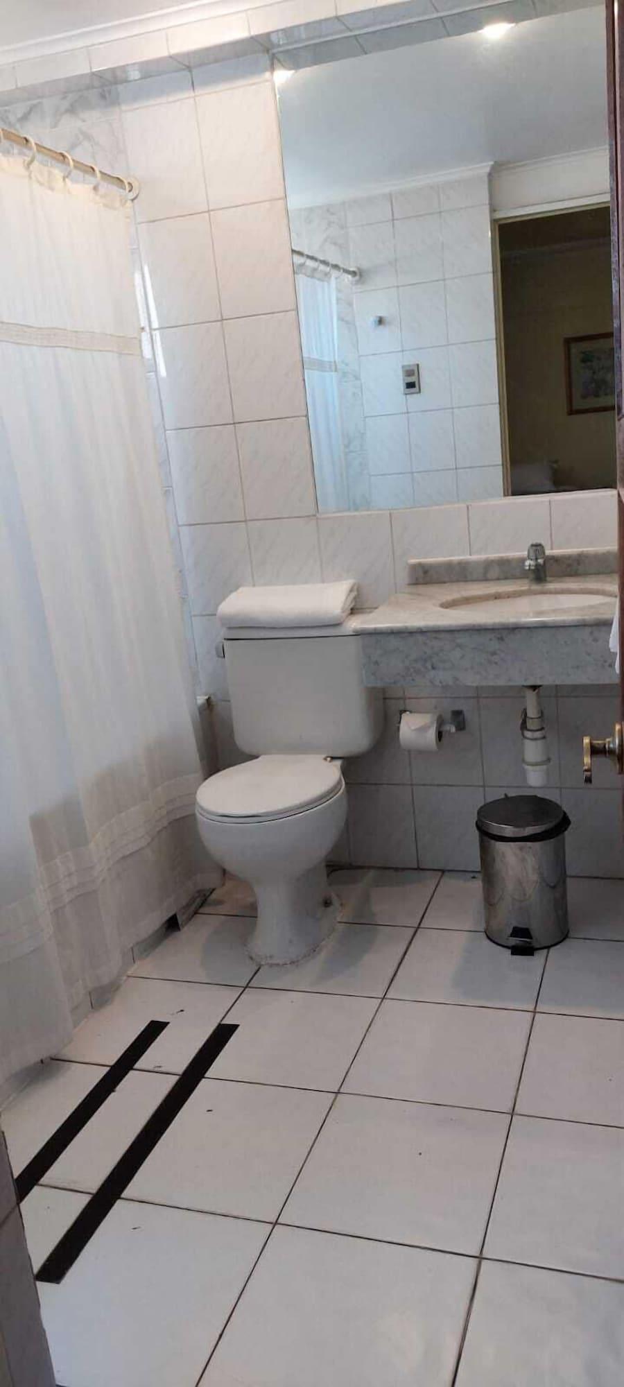 Equipamiento de Habitación Hotel Dacarlo