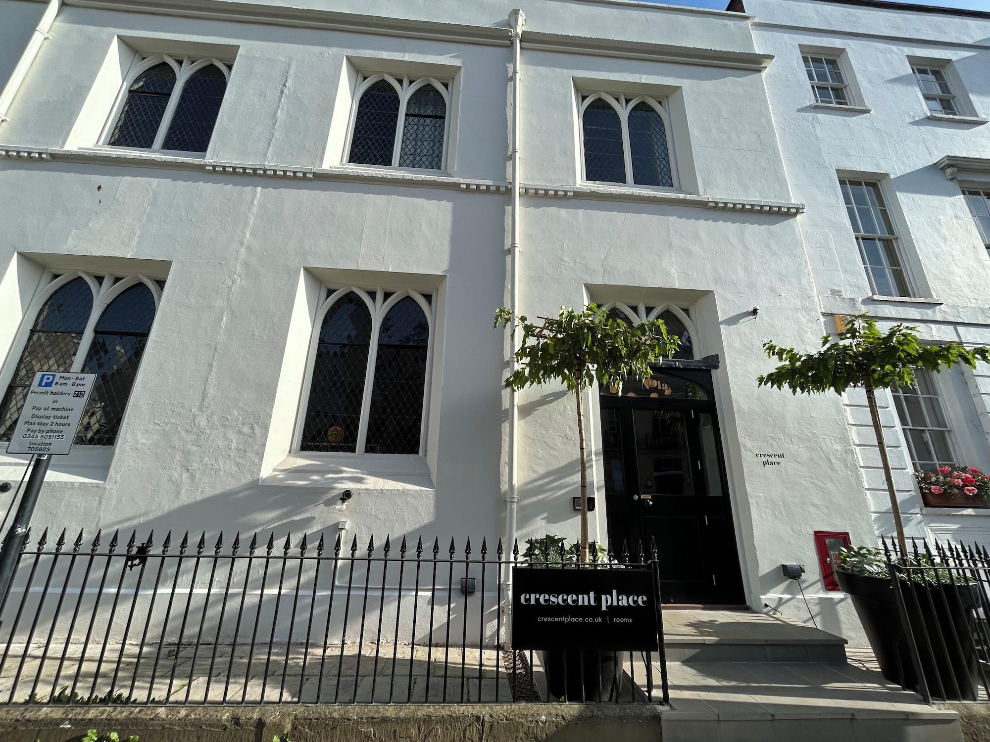 Vista Exterior Crescent Place by Mansley