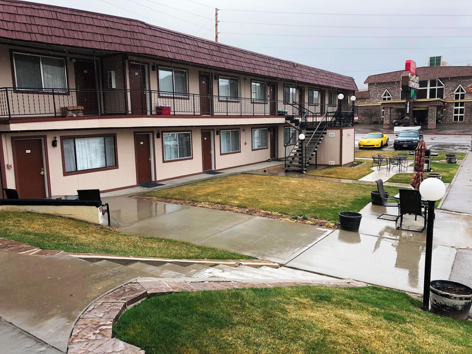 Instalaciones Recreativas Bristlecone Motel