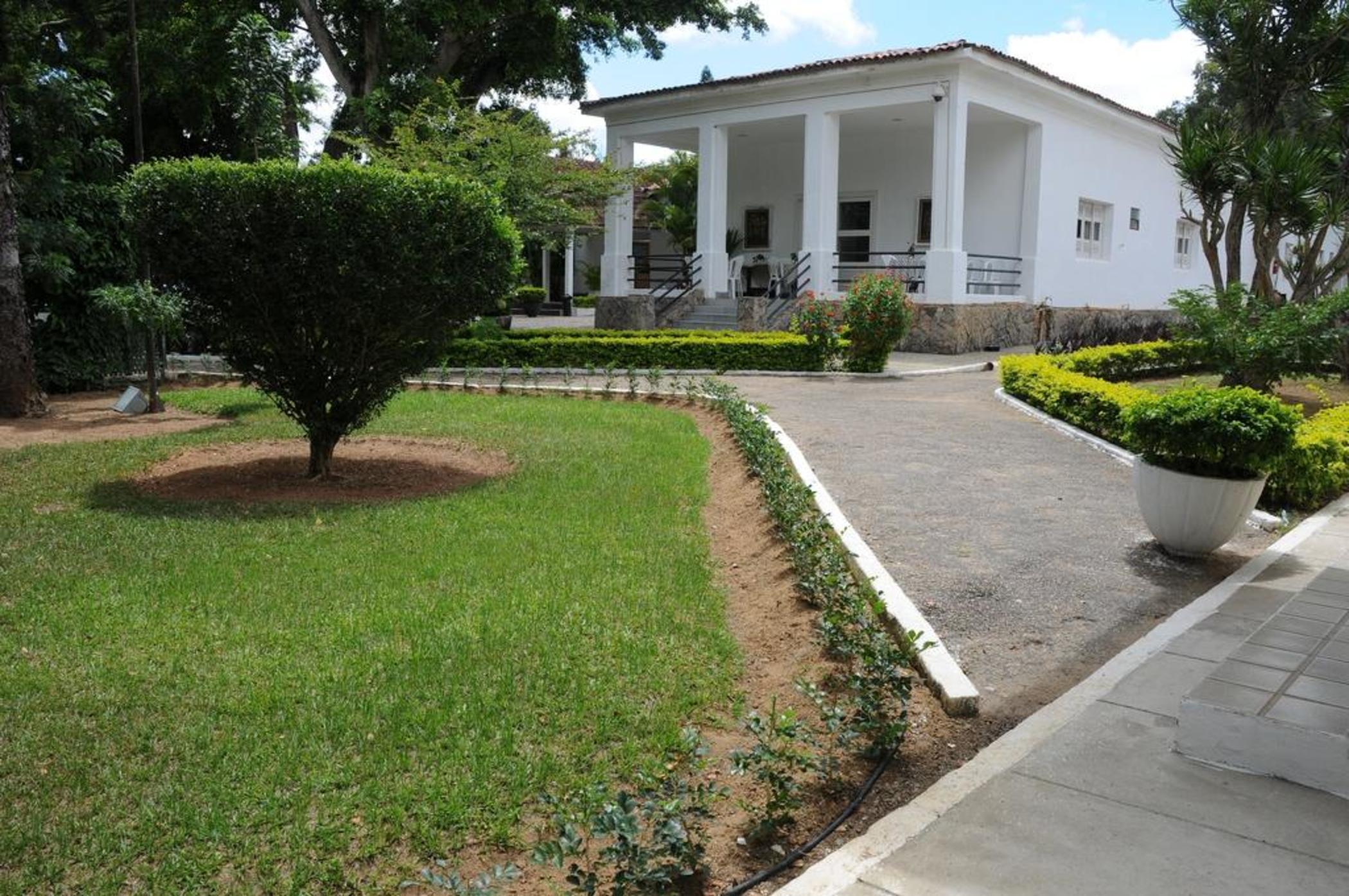 Vista Exterior Hotel Tavares Correia