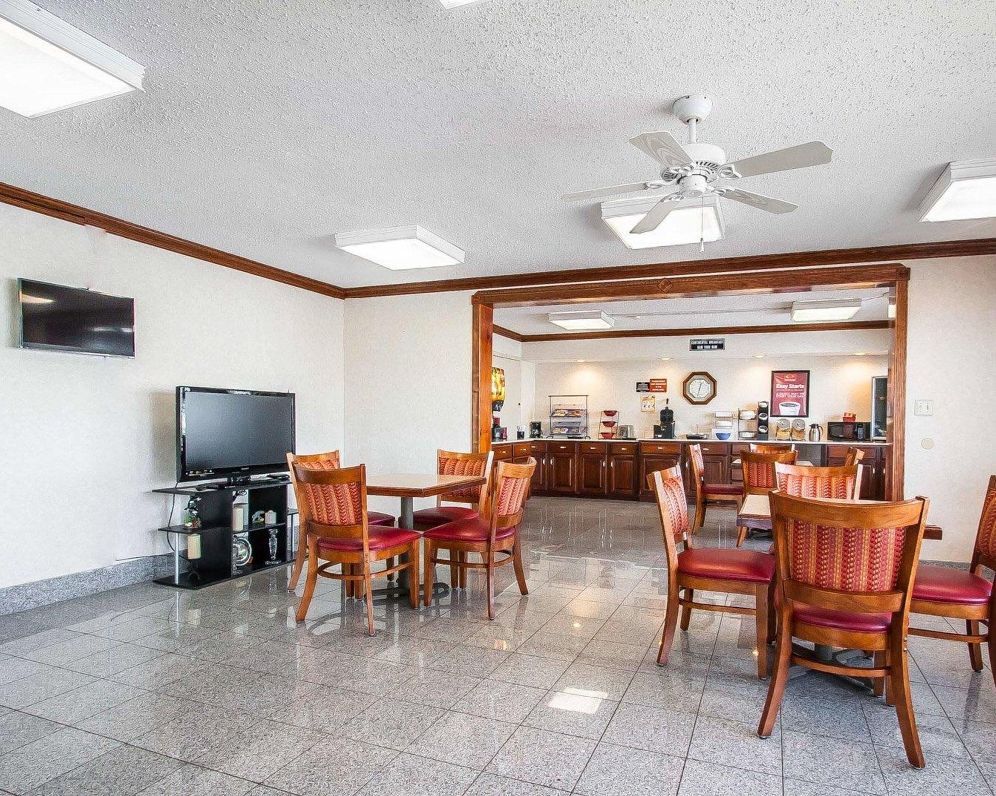 Vista Lobby Econo Lodge