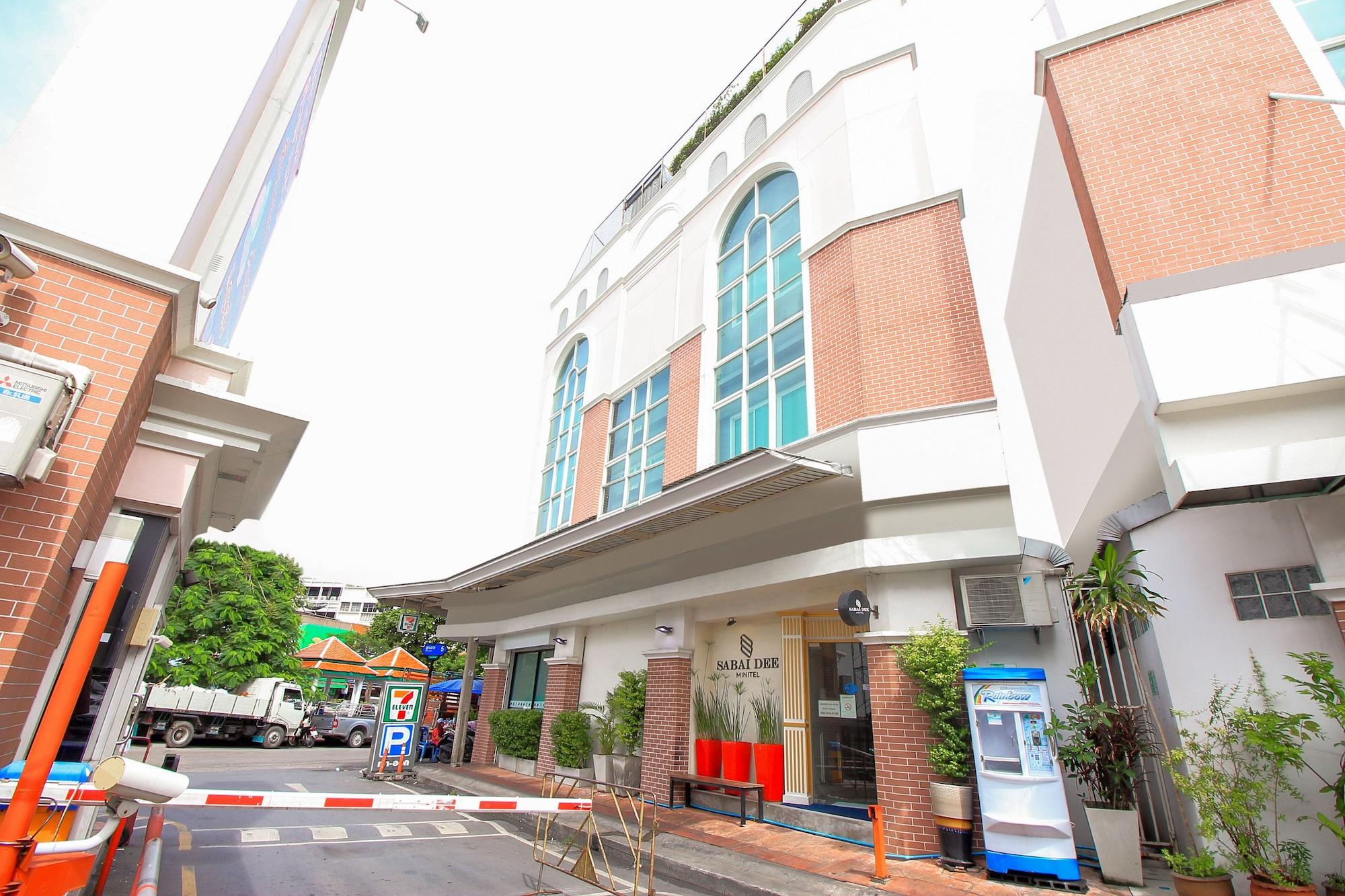 Vista Exterior OYO 284 Sabaidee Minitel