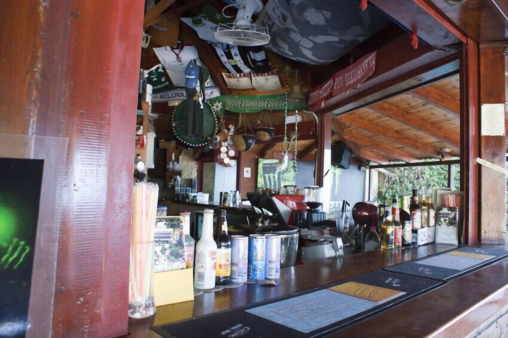 Bar/Salón Anetis Beach Hotel