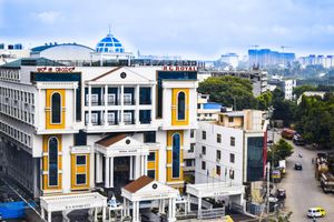 Alojamiento - RG Royal Hotel and Convention