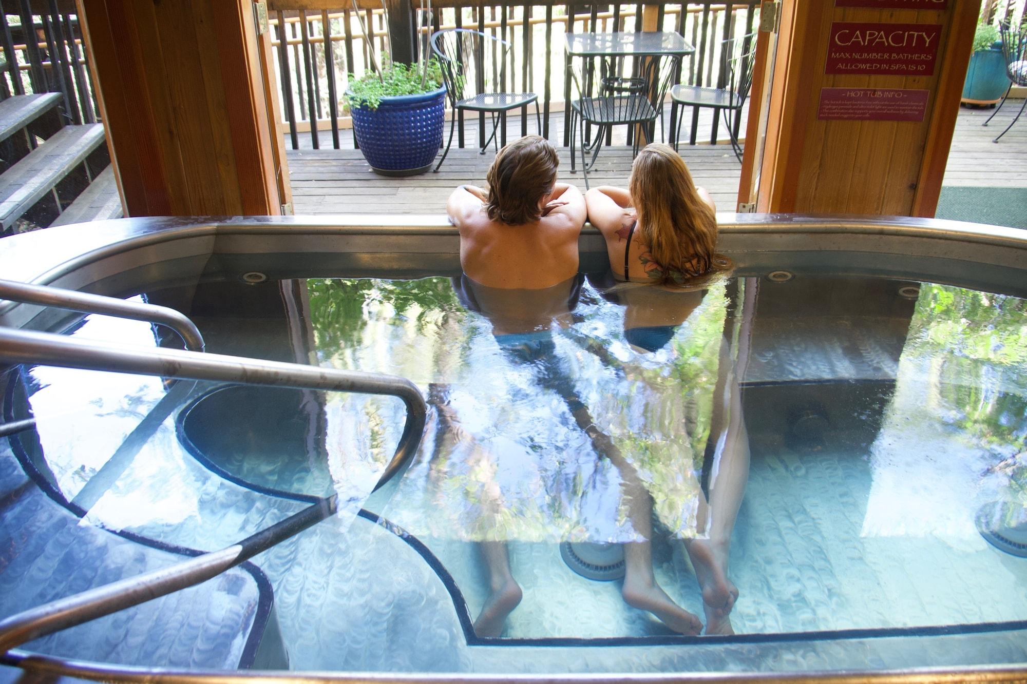 Spa Yosemite Bug Rustic Mountain Resort
