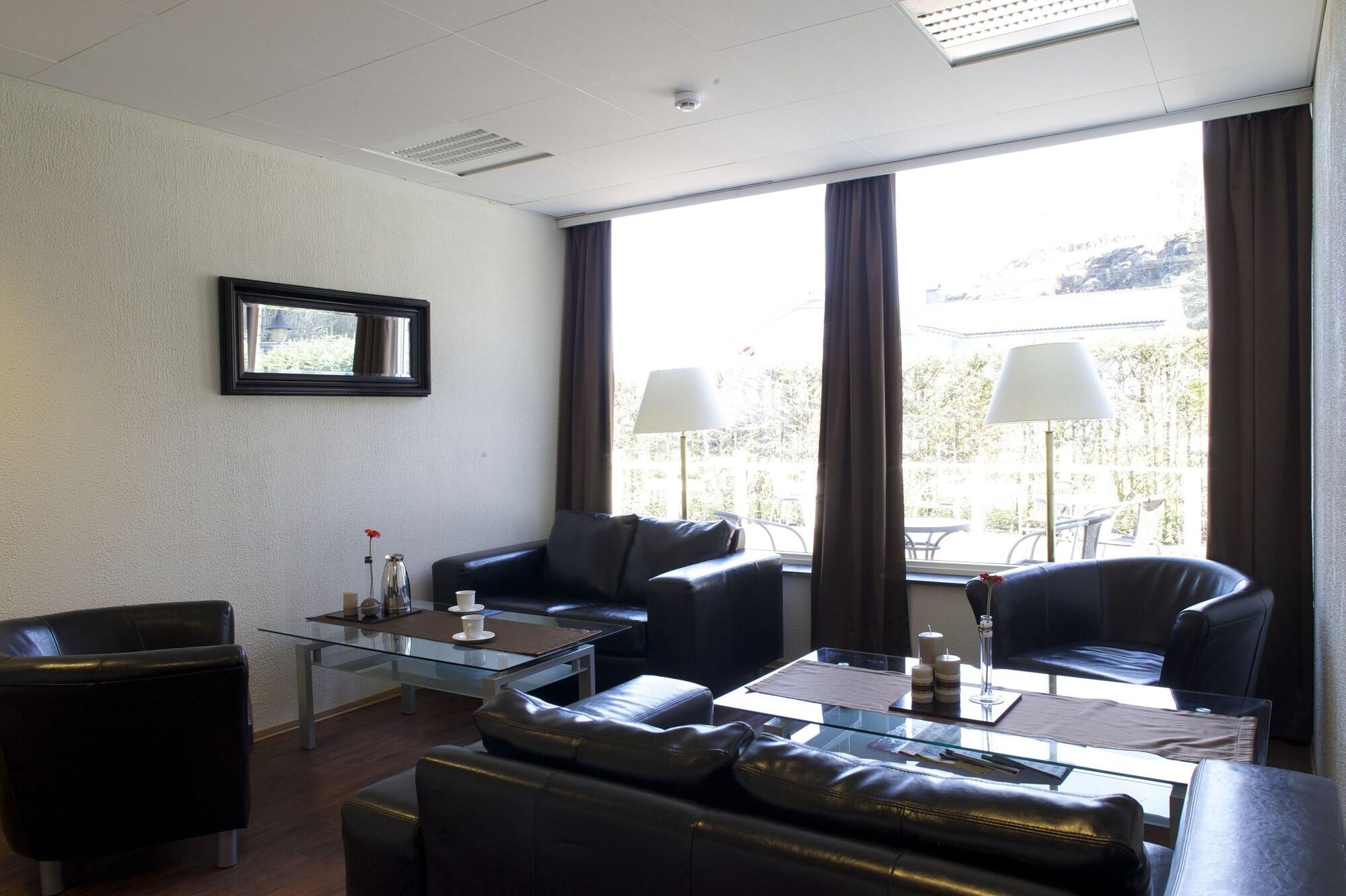 Vista Lobby Kinn Hotell Florø