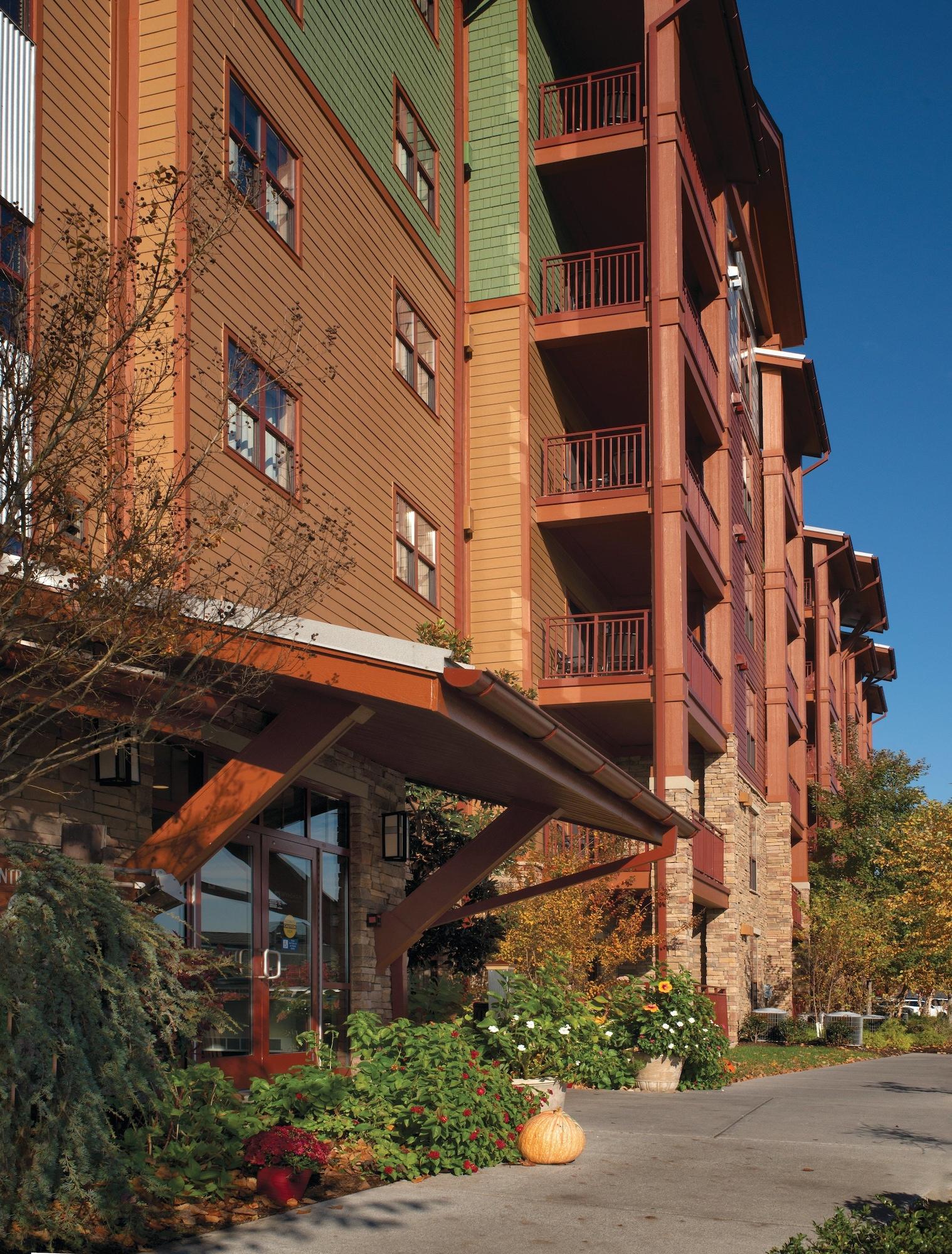 Vista Lobby Club Wyndham Great Smokies Lodge