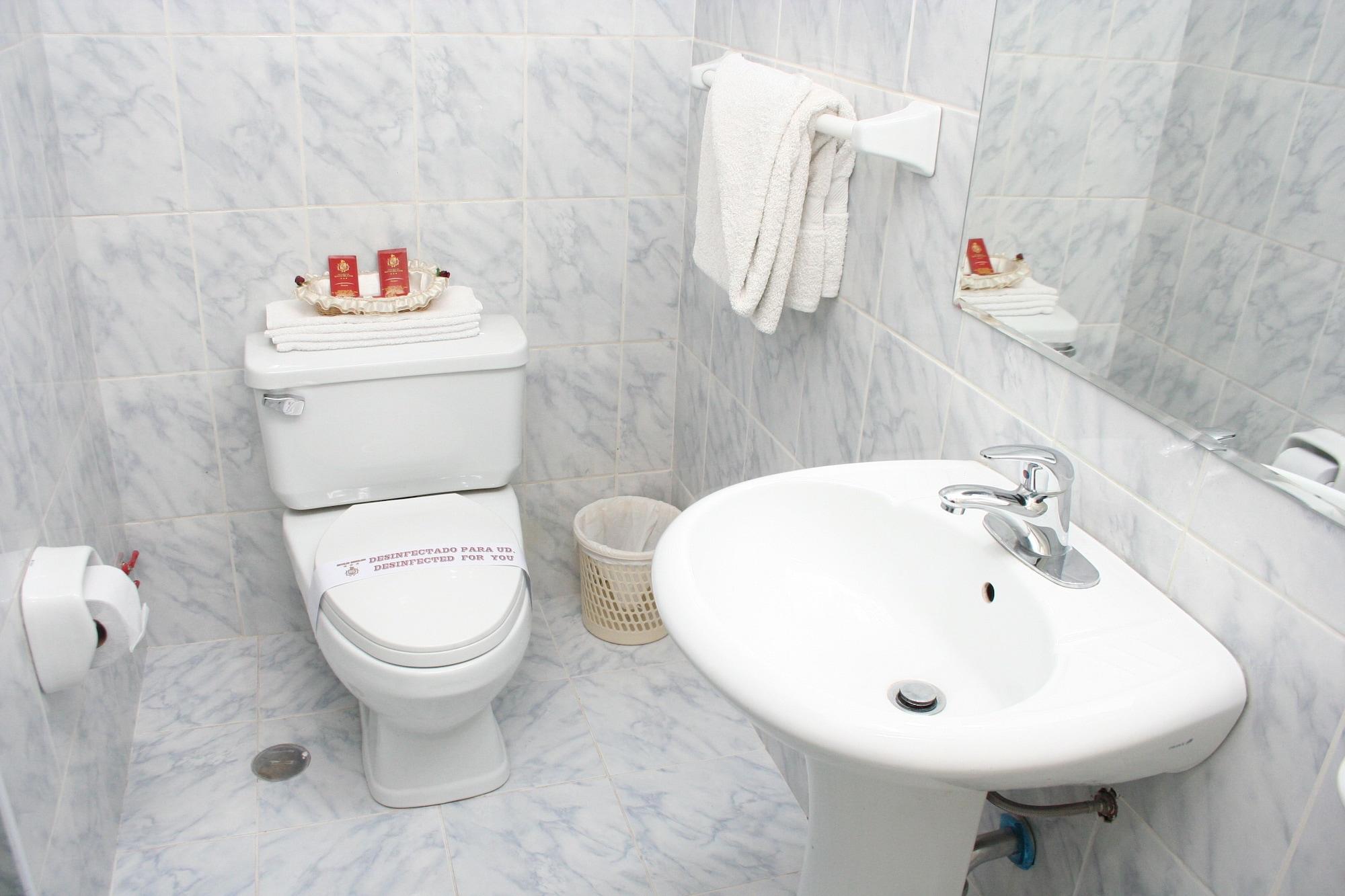 Equipamiento de Habitación Hotel Garcilaso I