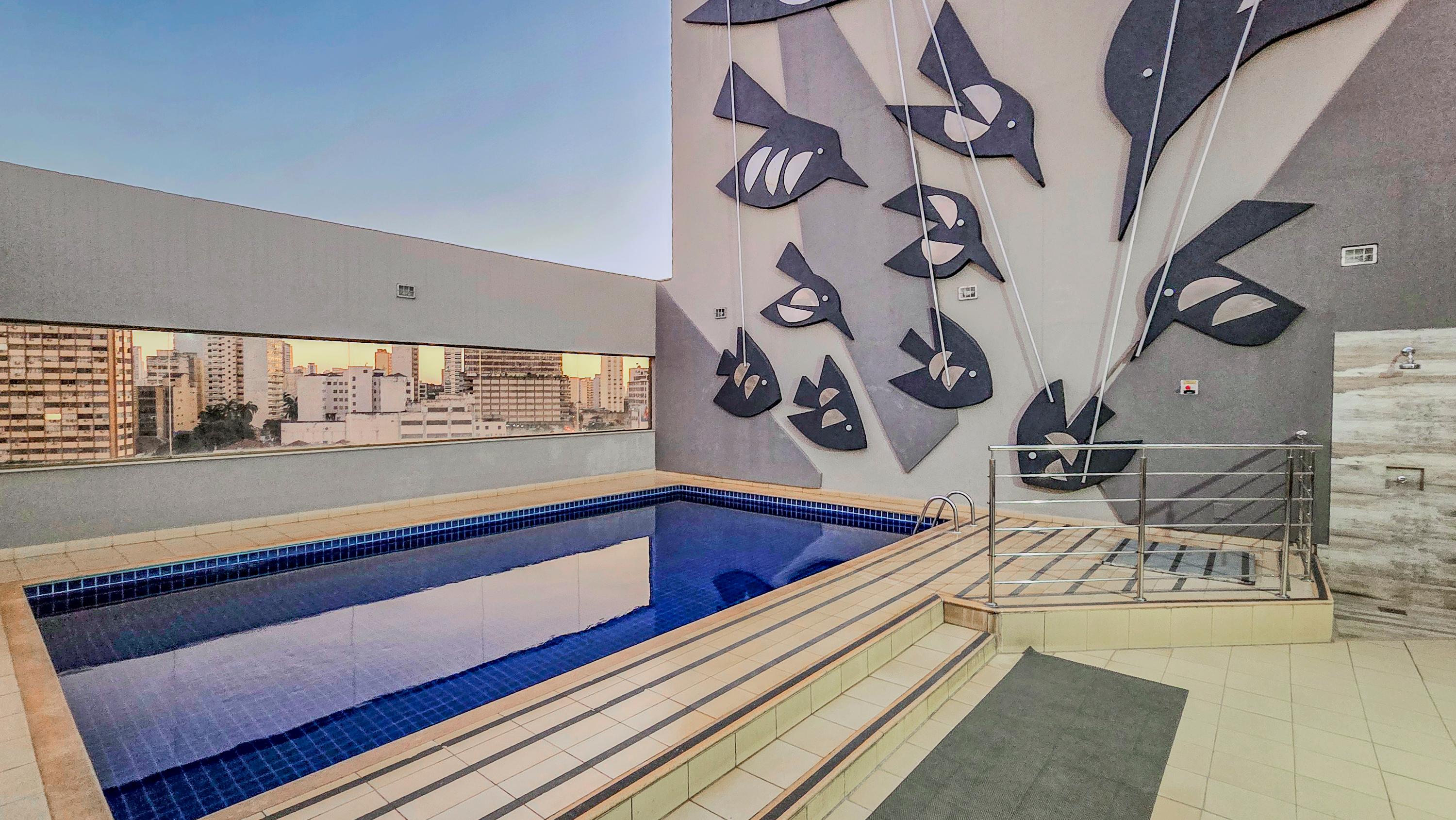 Vista Piscina Plaza Inn Augustus – Downtown