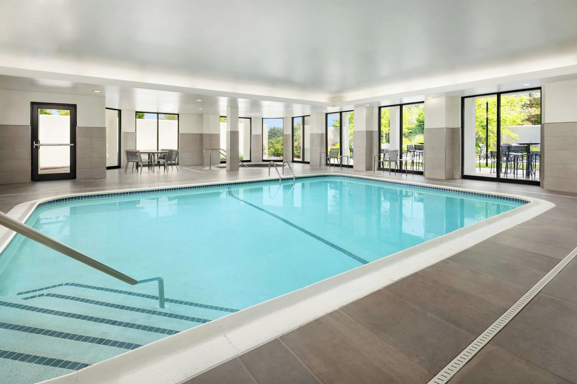 Vista Piscina Courtyard by Marriott Concord