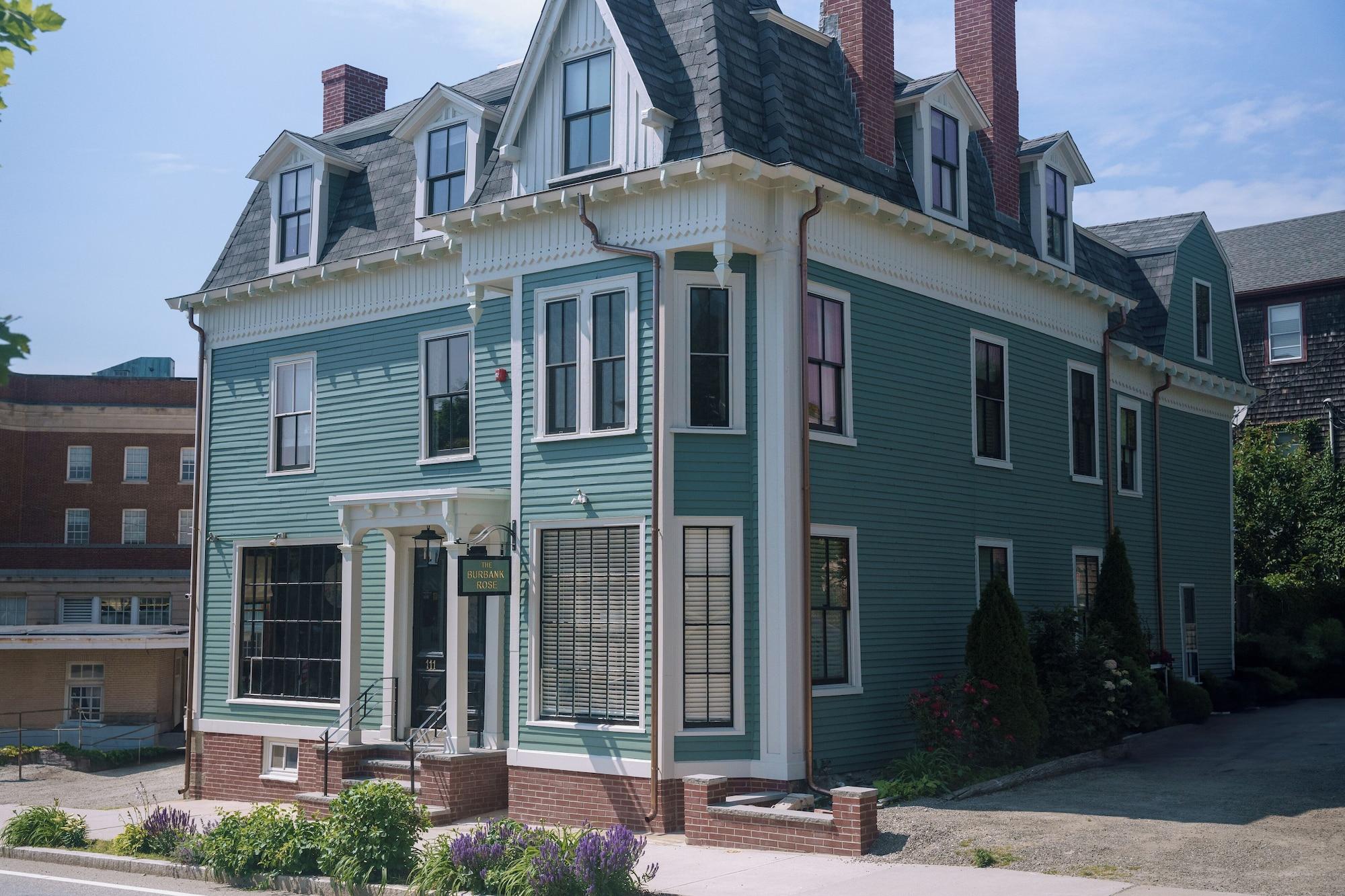 Varios The Burbankrose