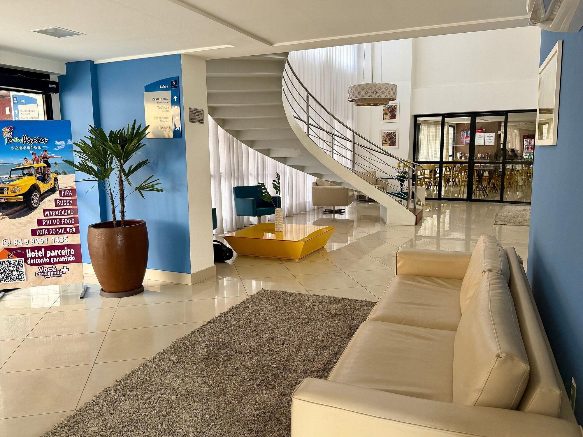 Vista Lobby Loft em Ponta Negra com vista para o mar