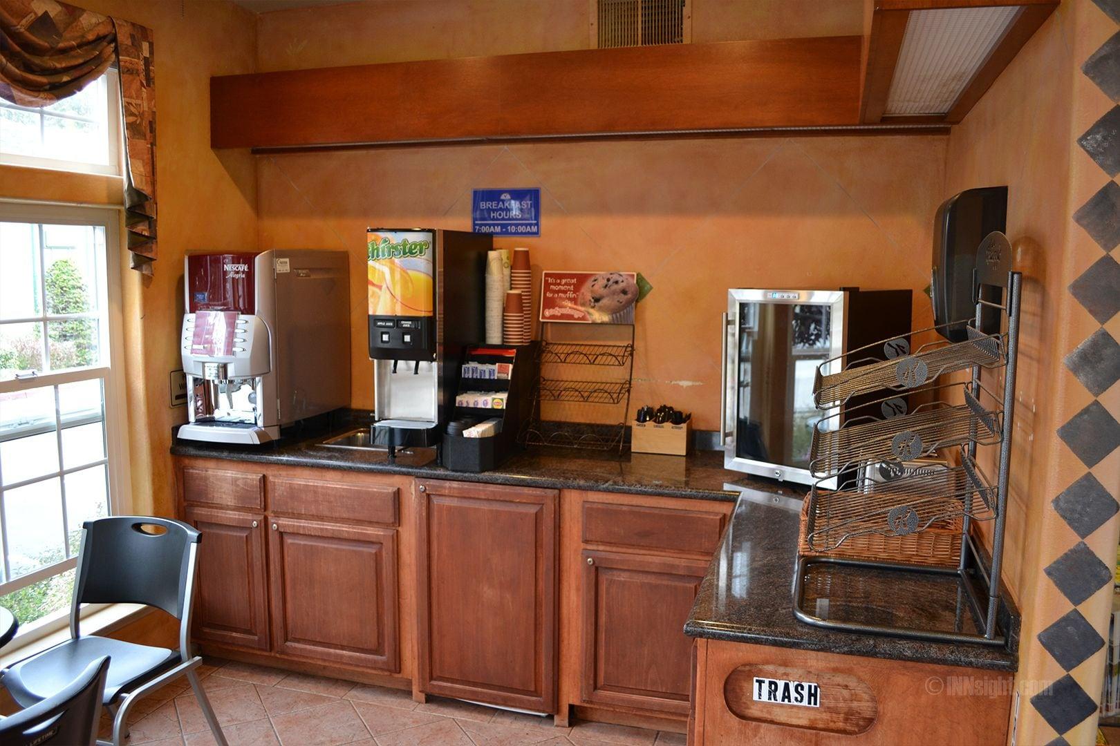 Restaurant The Miramar Inn & Suites
