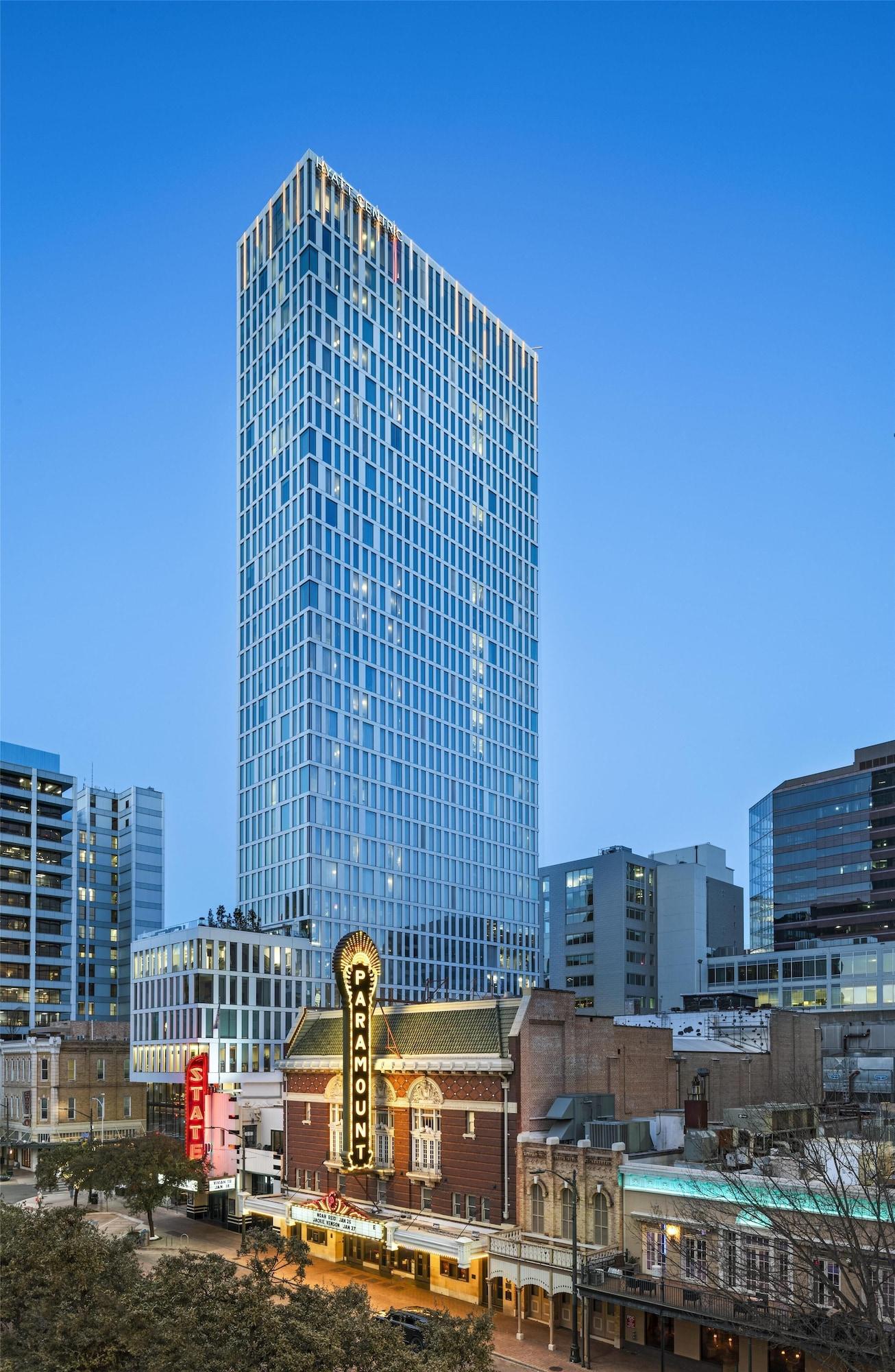 Vista Exterior Hyatt Centric Congress Ave Austin