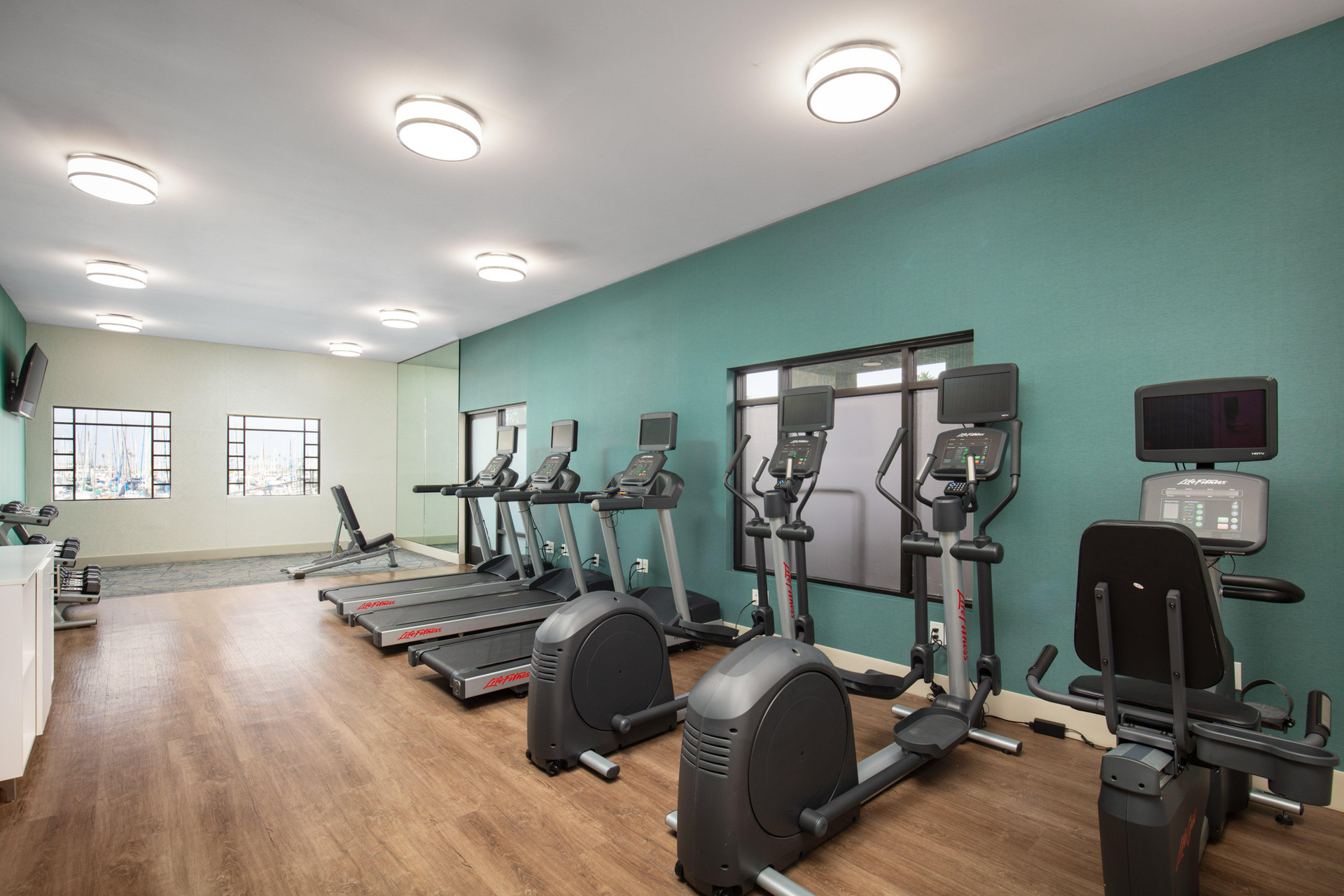 Instalaciones Recreativas Holiday Inn Express and Suites Ventura Harbor