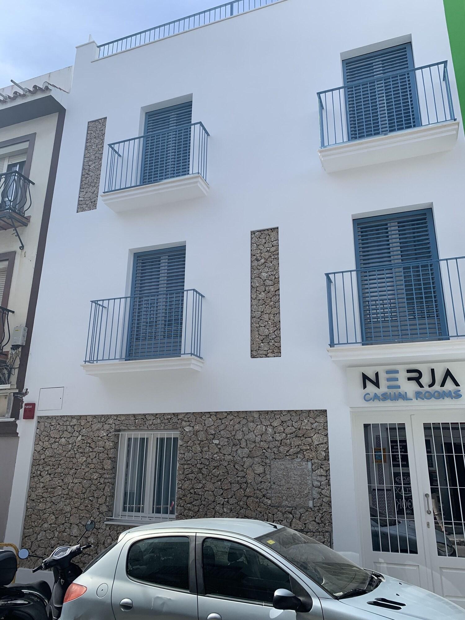 Vista Exterior Nerja Casual Rooms