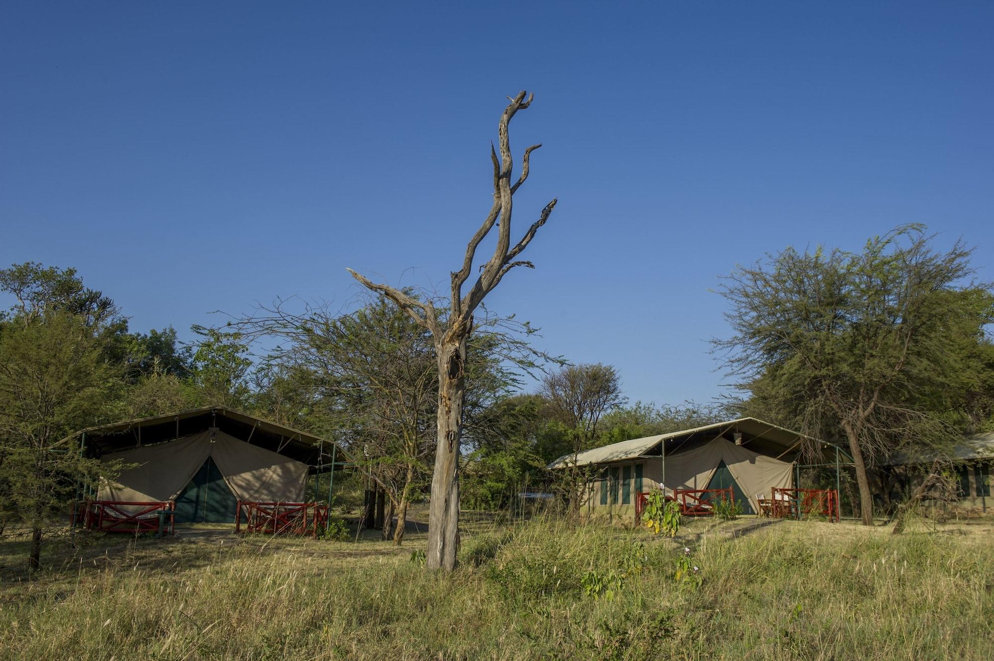 Vista Exterior Mbuzi Mawe Serena Camp