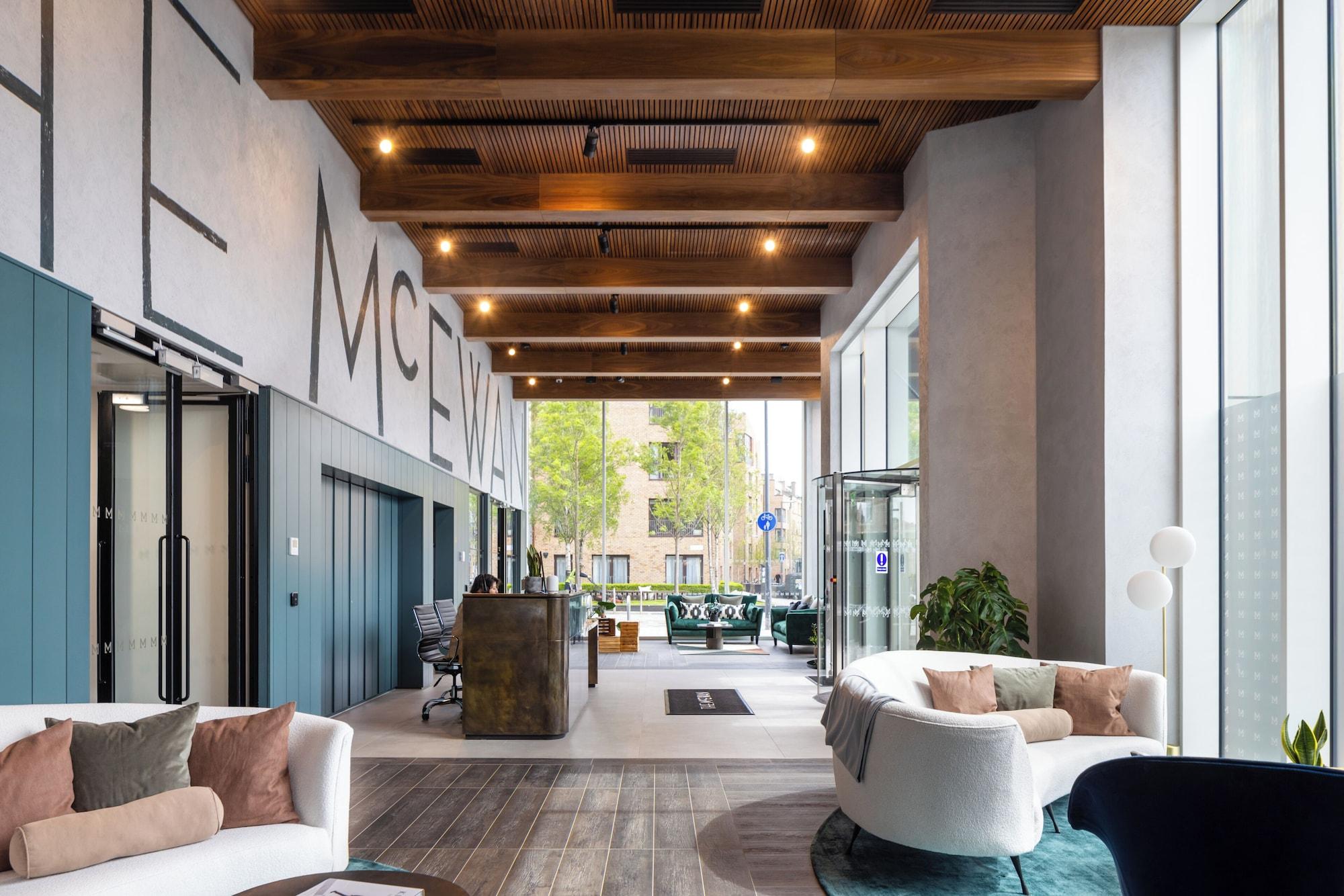 Vista Lobby The McEwan