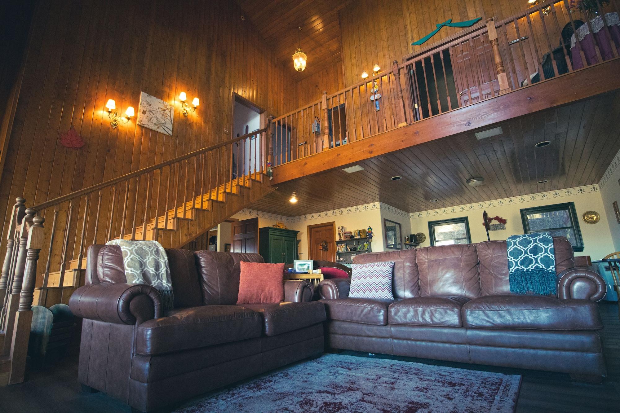 Vista Lobby Tucker Peak Lodge