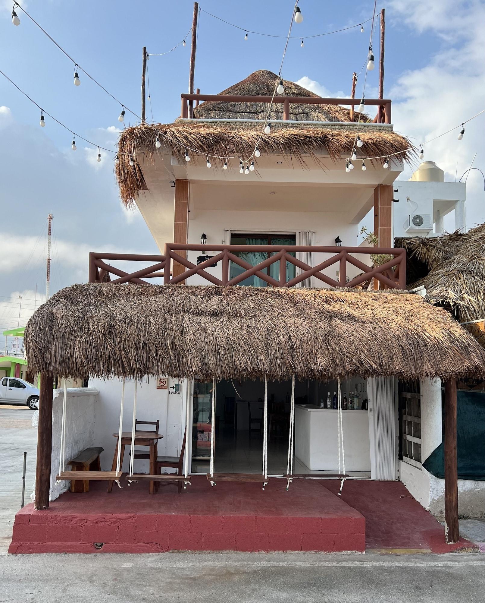 Vista Exterior Hotel el Faro