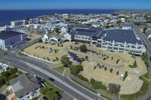 Alojamiento - Whale Coast All Suite Hotel