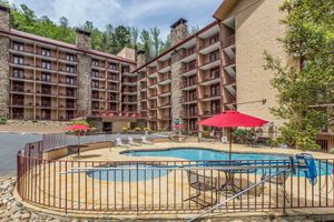 Alojamiento - Quality Inn & Suites