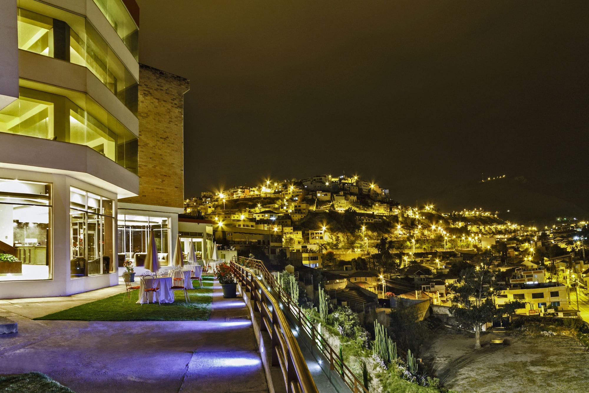 Vista Exterior Hotel Ambato