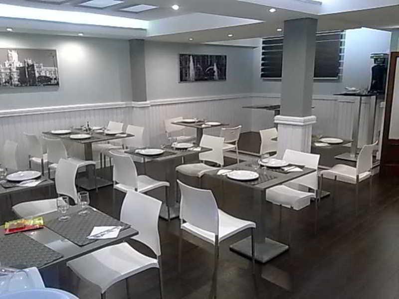 Bar/Salón UVE Marcenado