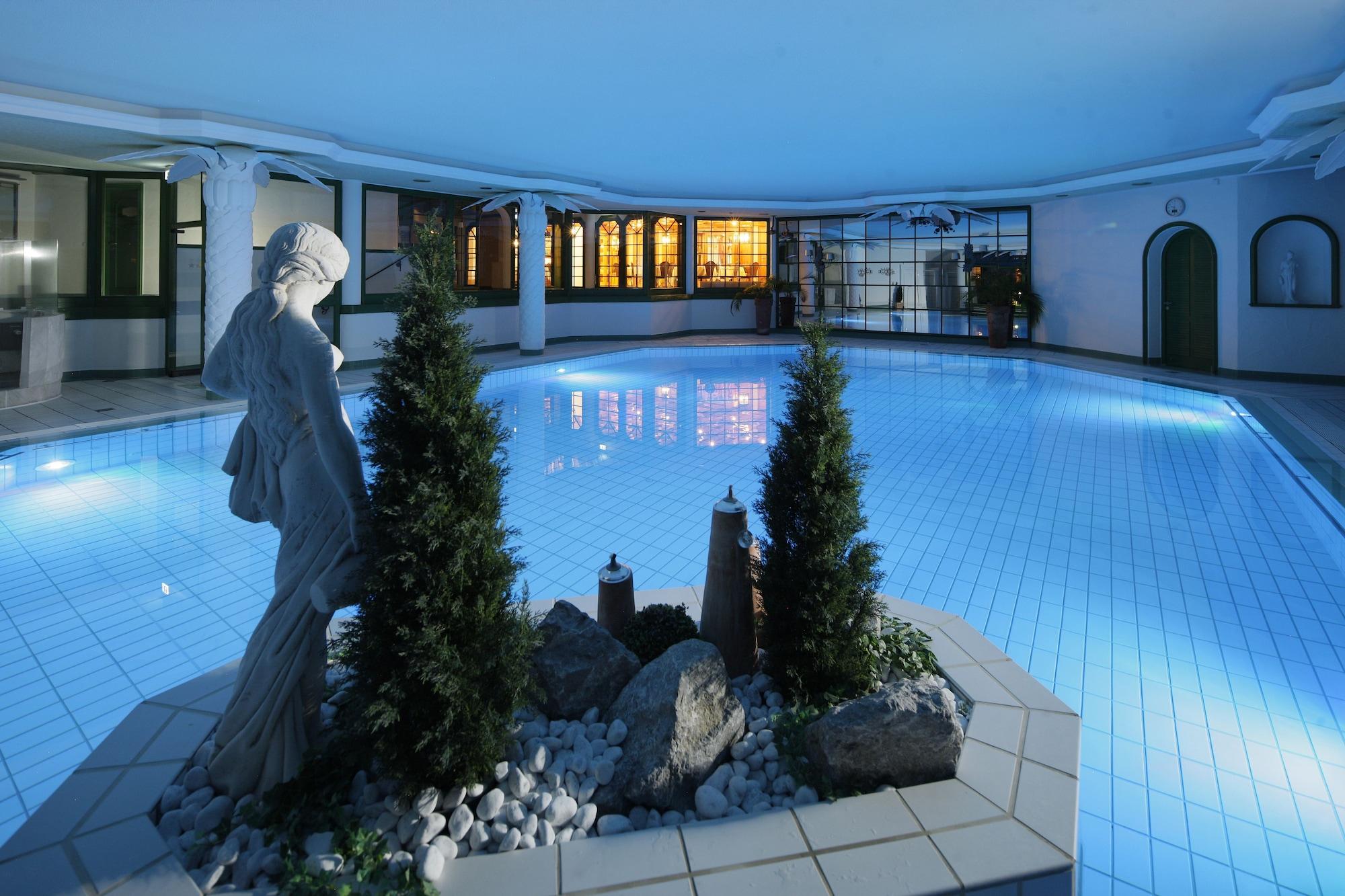 Vista Piscina Allgäu Resort
