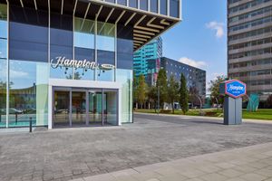 Alojamiento - Hampton by Hilton Barcelona Fira Gran Via