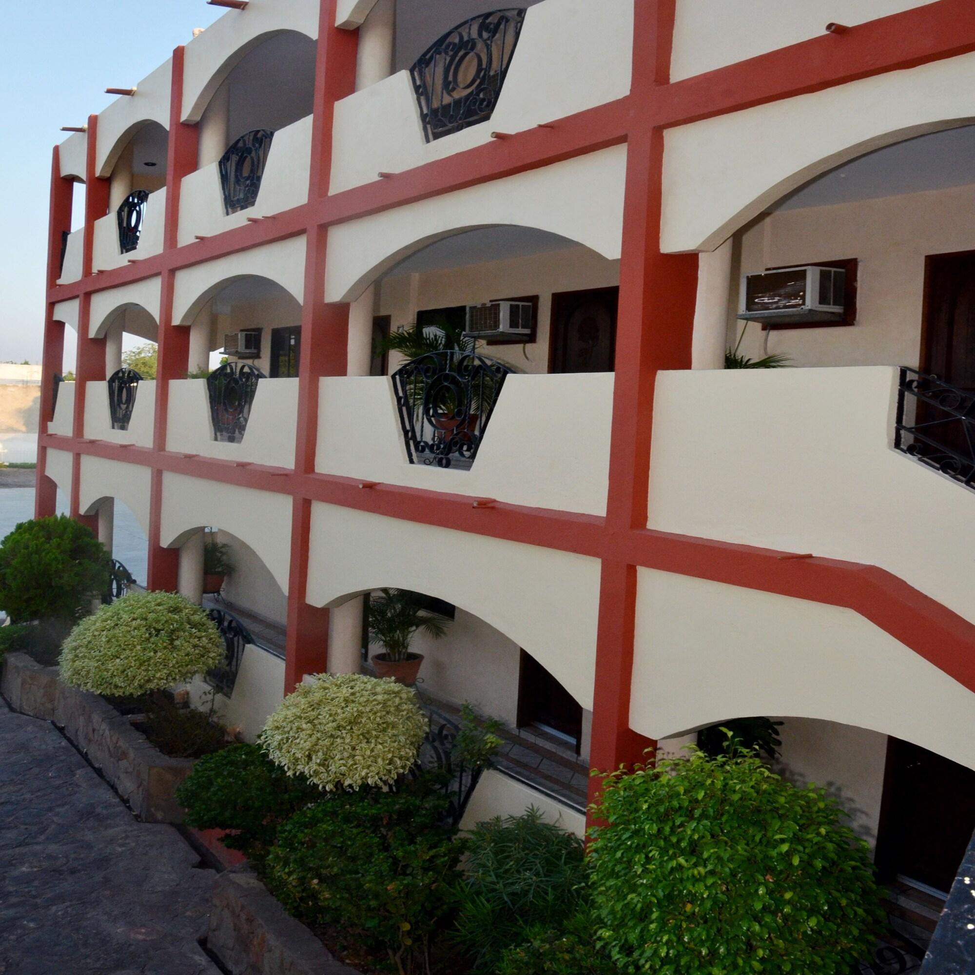 Vista Exterior Hotel Las Fuentes