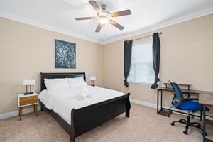 Renta temporal - Comfy 1bd Apartment with Free Parking and Fast Wifi