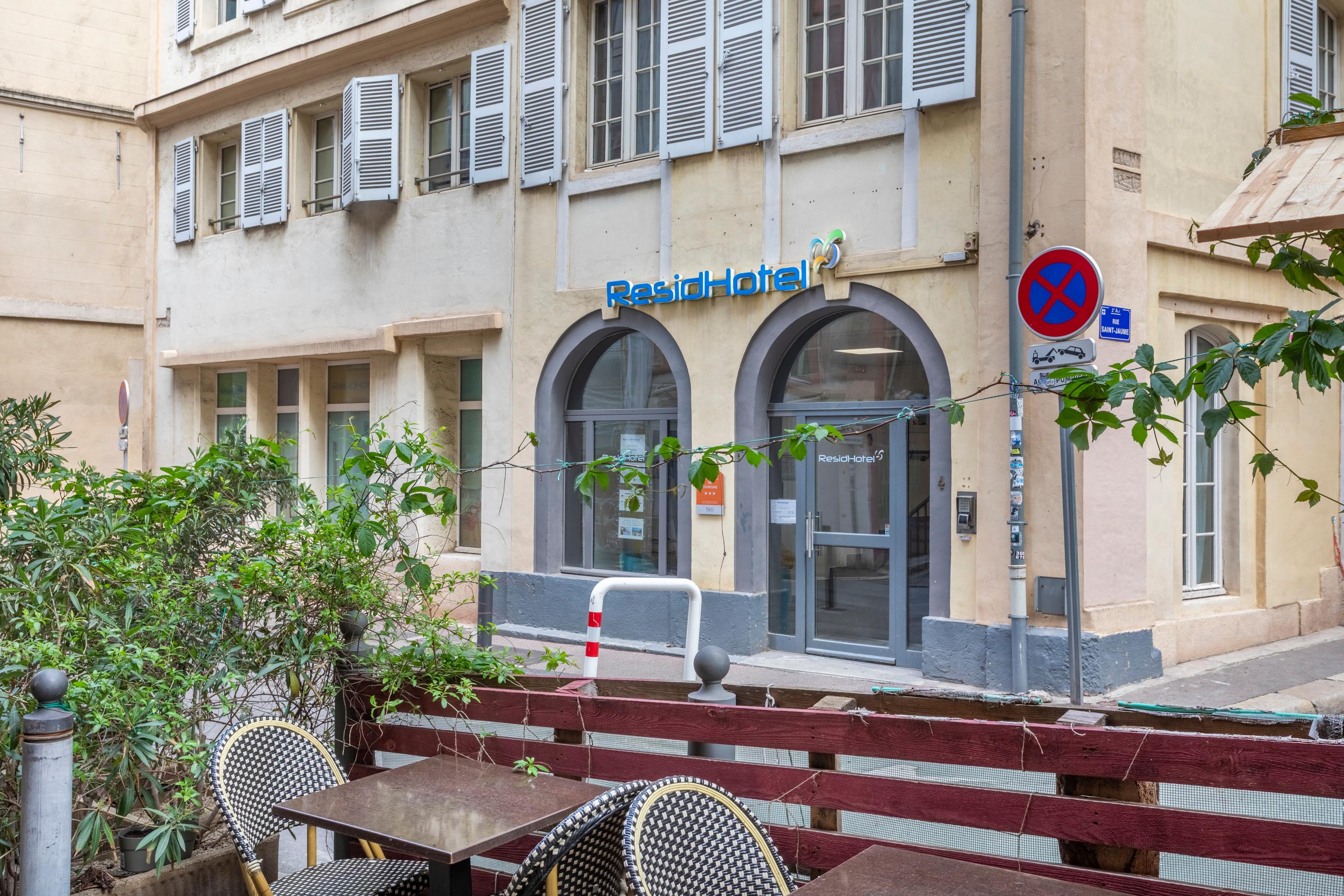 Vista Exterior Residhotel Vieux Port