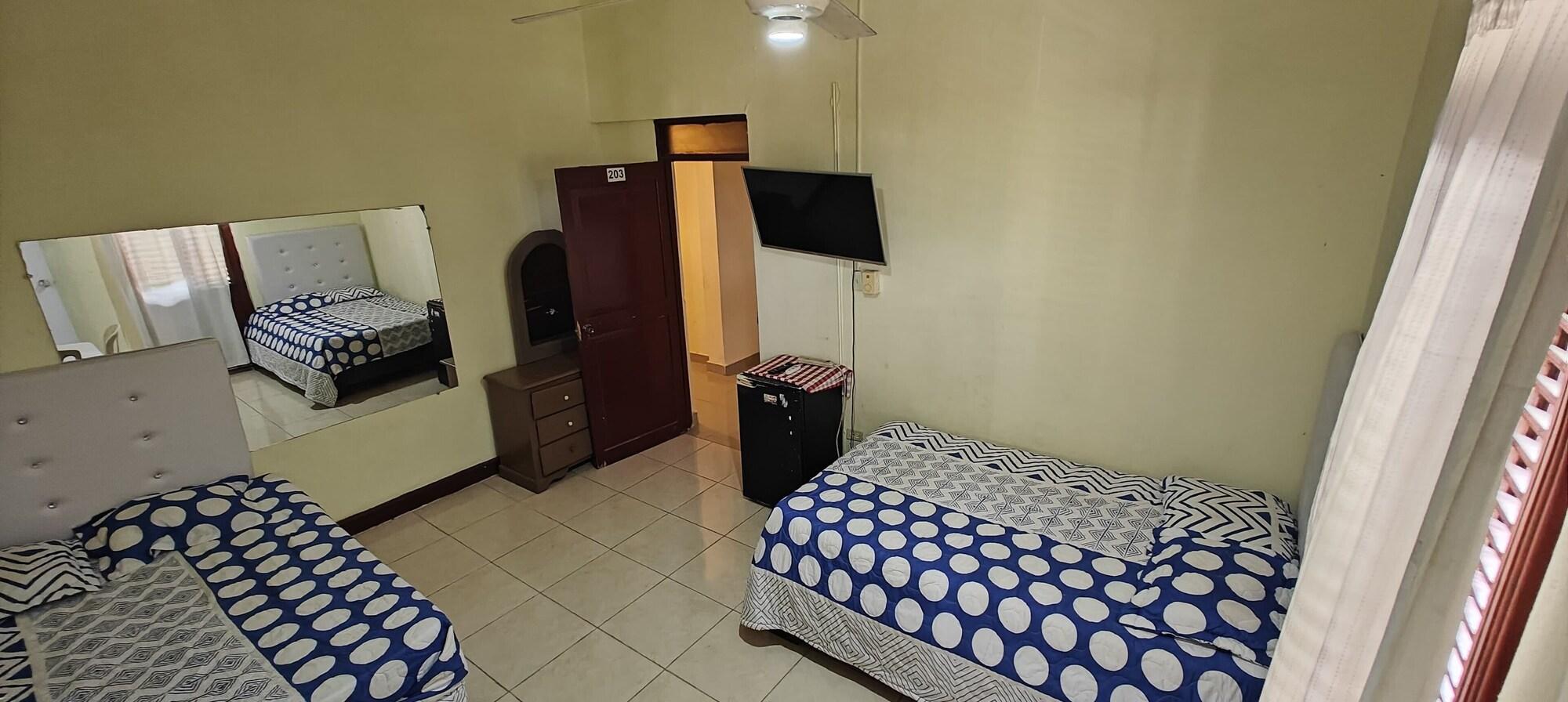 Varios Aparta Hotel Tiempo