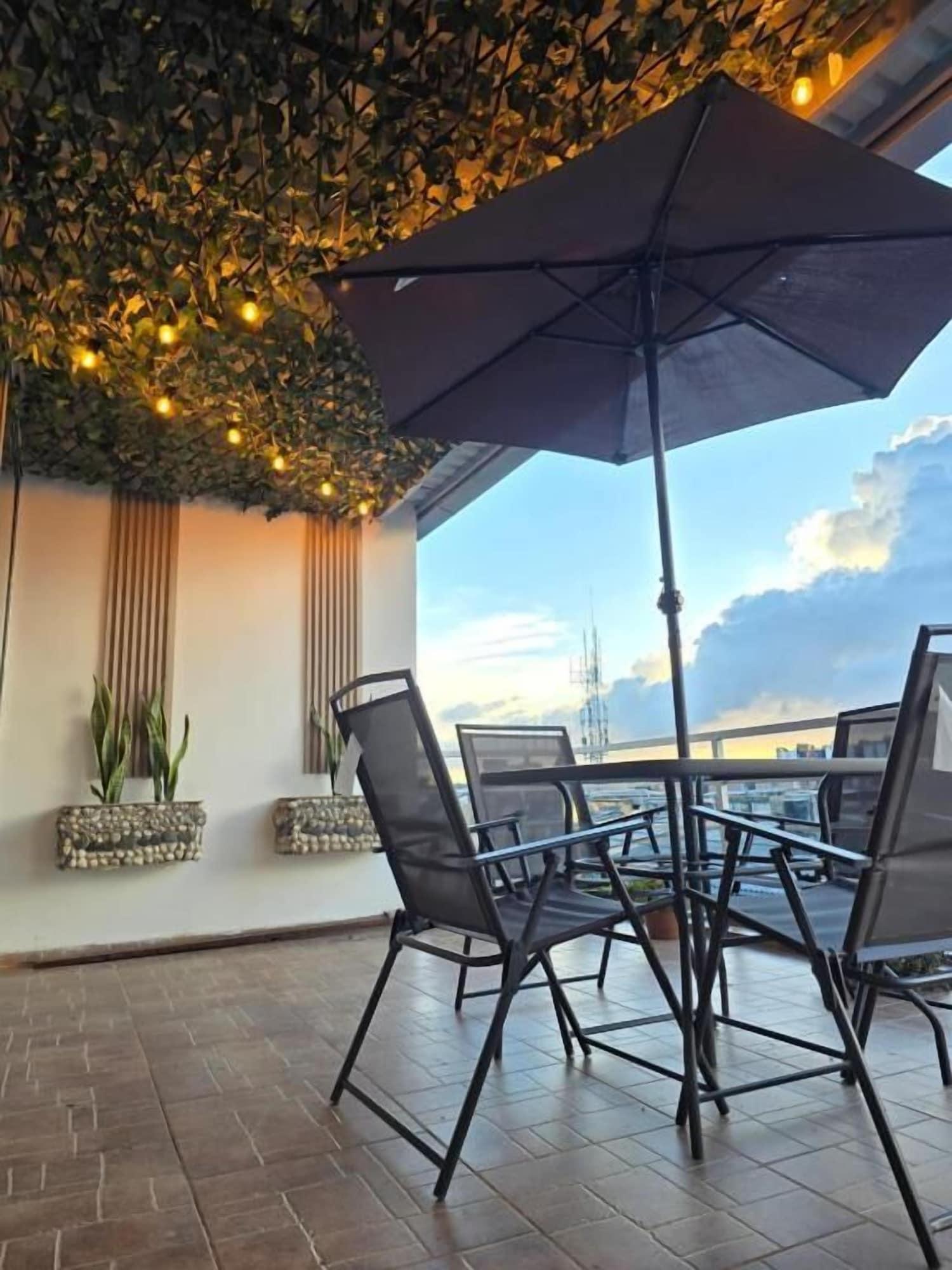 Restaurant Hotel Penthouse-Terraza-Cario Infantil