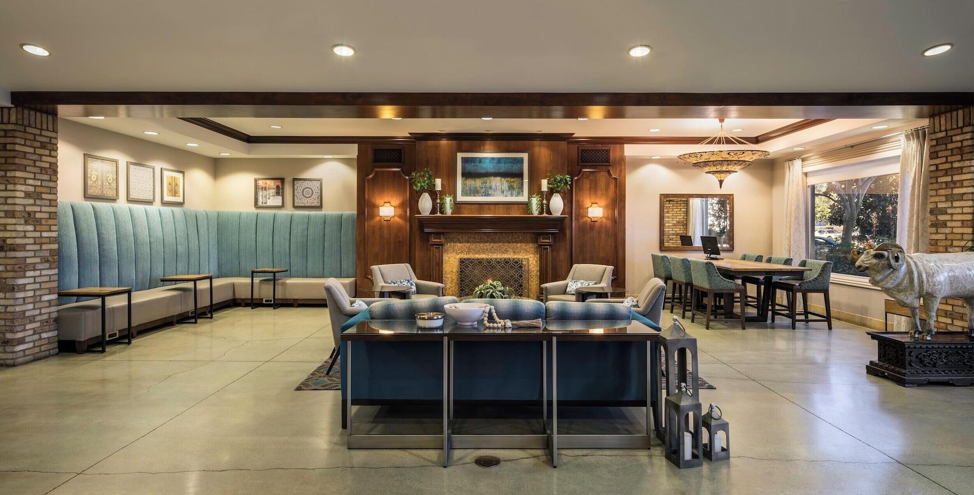 Vista Lobby Ayres Hotel Chino Hills – Ontario