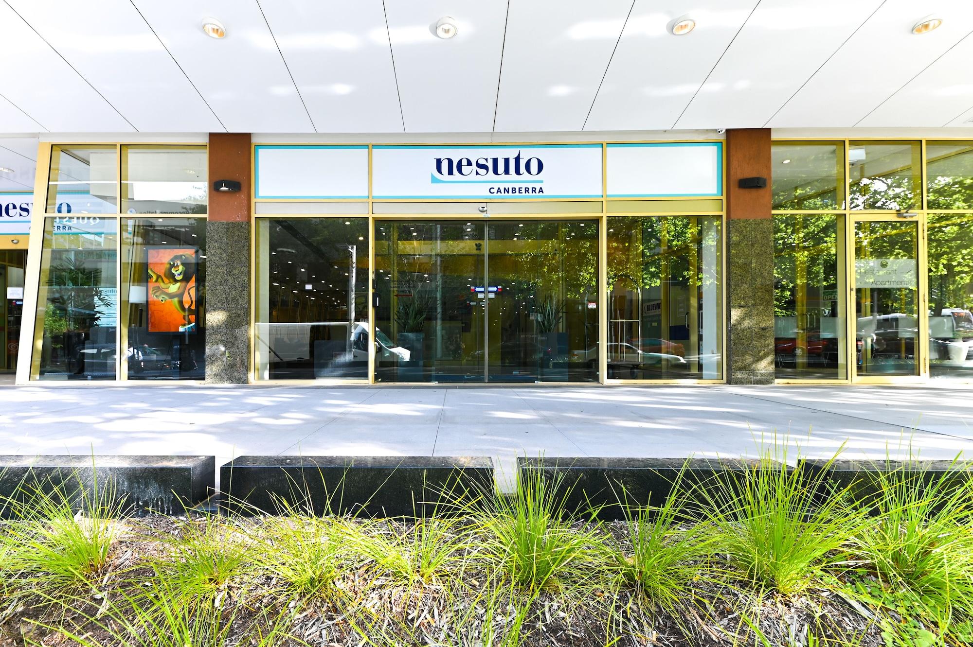 Vista Exterior Nesuto Canberra