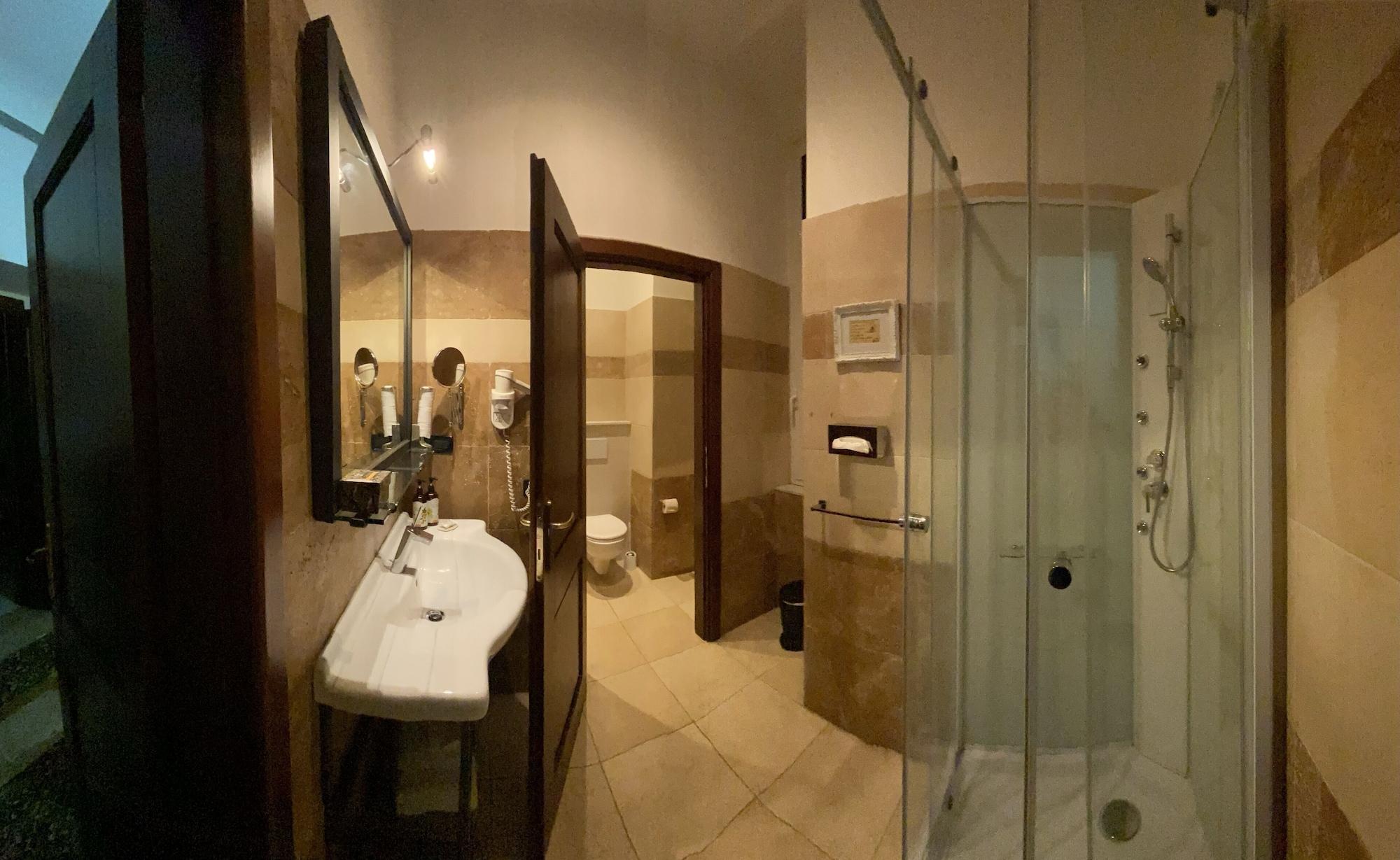 Equipamiento de Habitación Hotel Actor