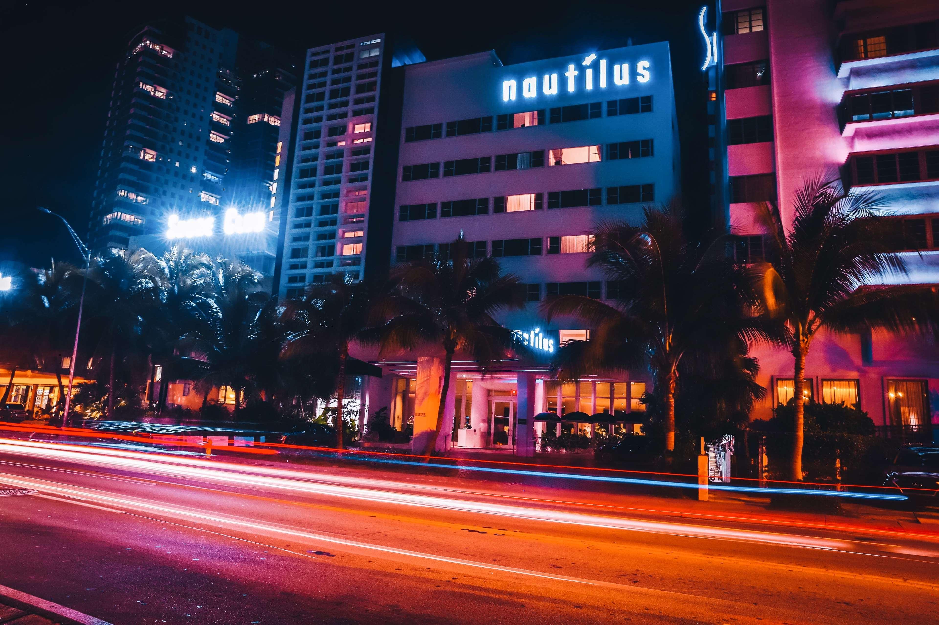 Vista Exterior Nautilus Sonesta Miami Beach