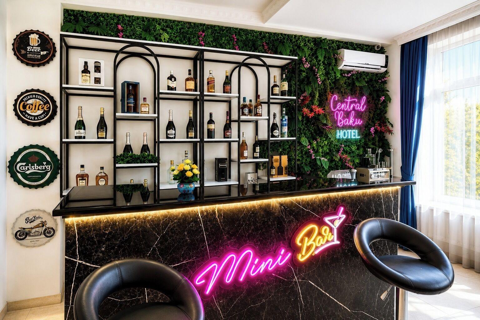 Bar/Salón Central Baku Hotel