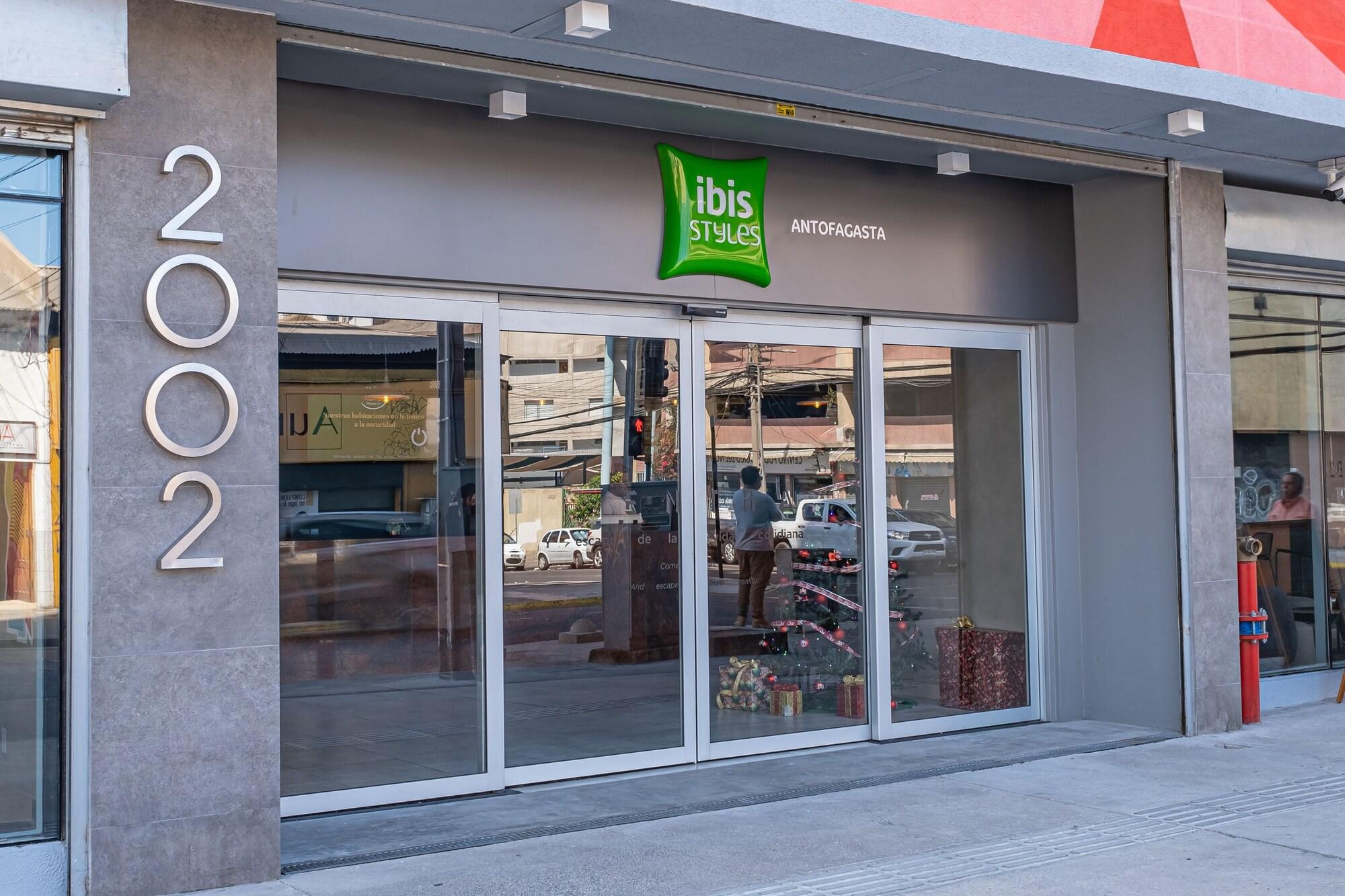Vista Exterior Ibis Styles Antofagasta