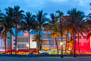 Paquete - Kenmore Village Hotel, South Beach