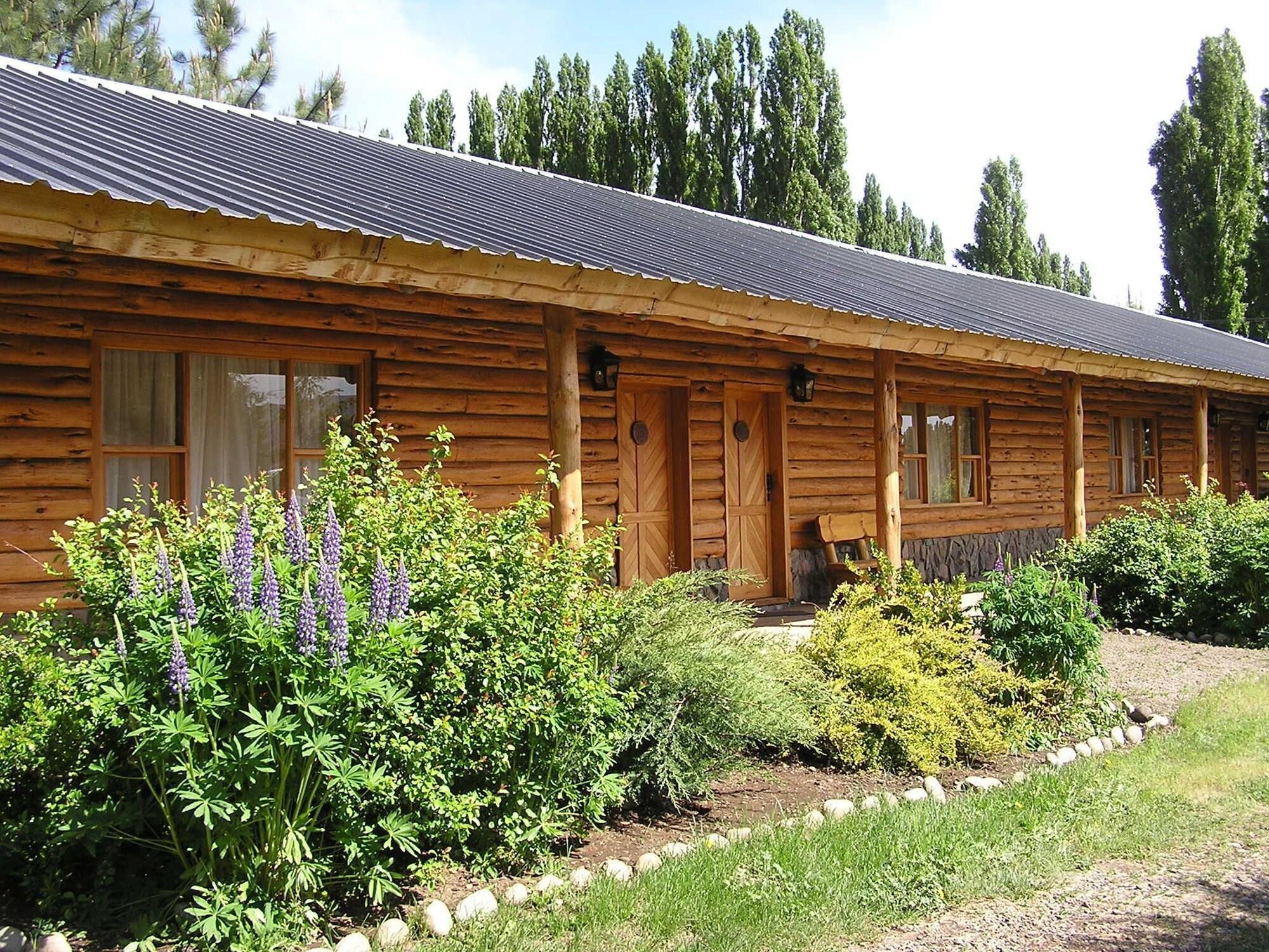 Vista Exterior Rio Dorado Lodge