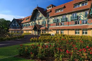 Alojamiento - Renaissance Paris Hippodrome De St. Cloud Hotel