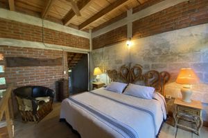 Casas - Two story studio on oasis property, with pool