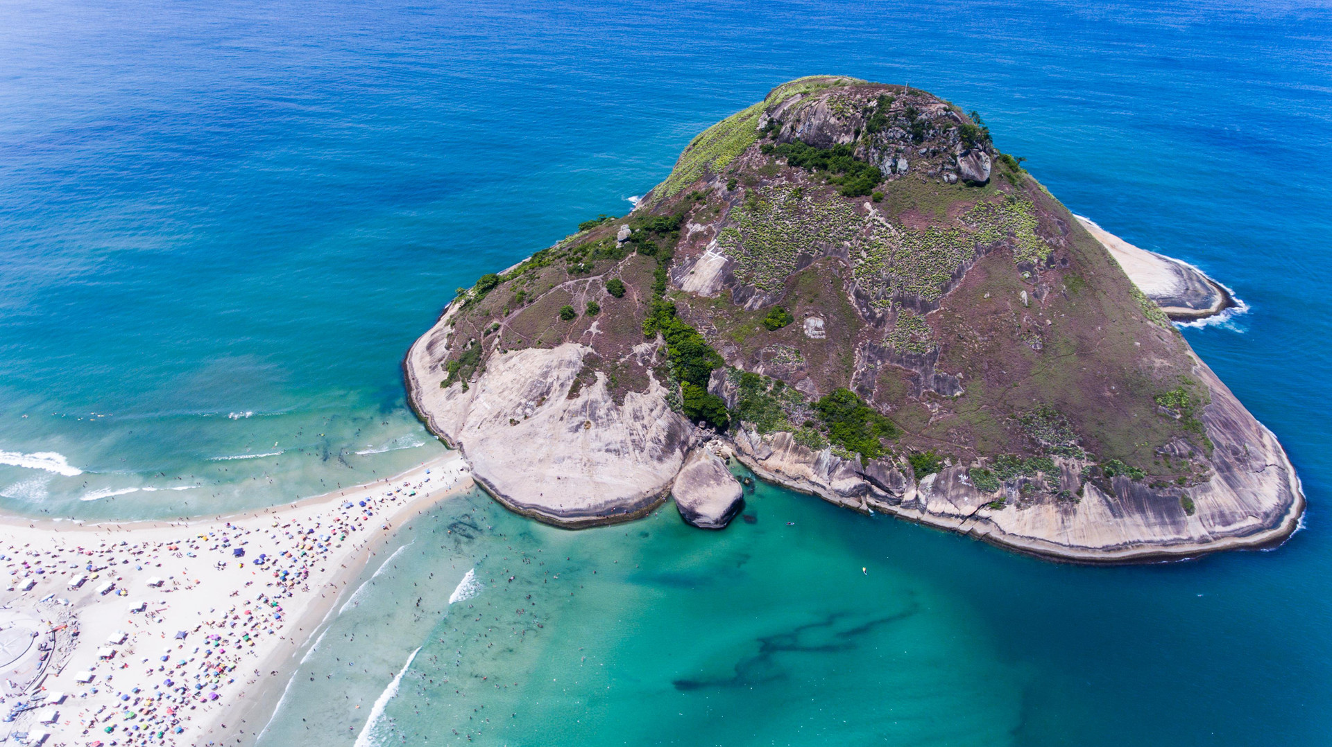 Playa Rio Surf House Hostel e Pousada