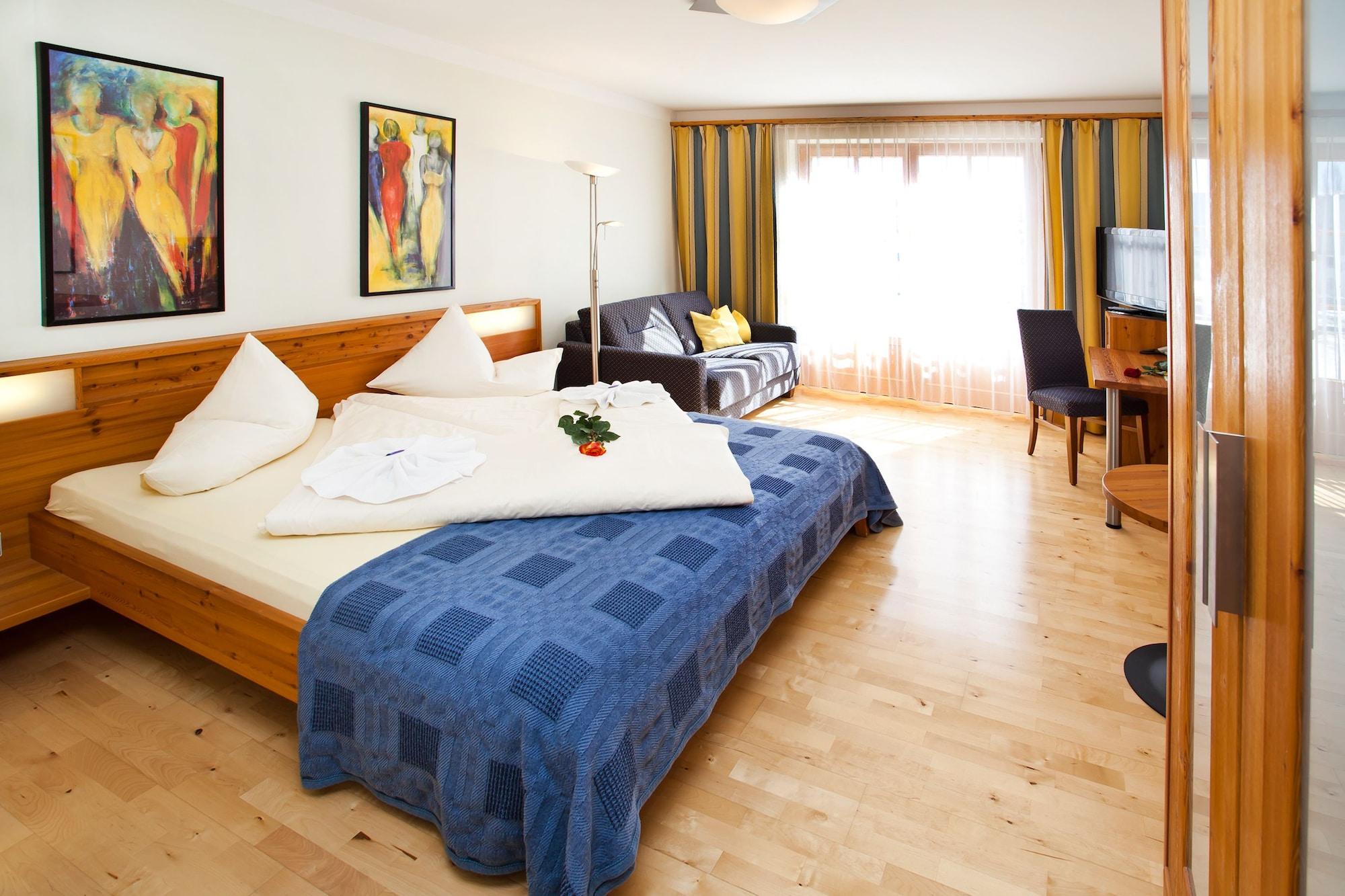Varios Hotel Binggl